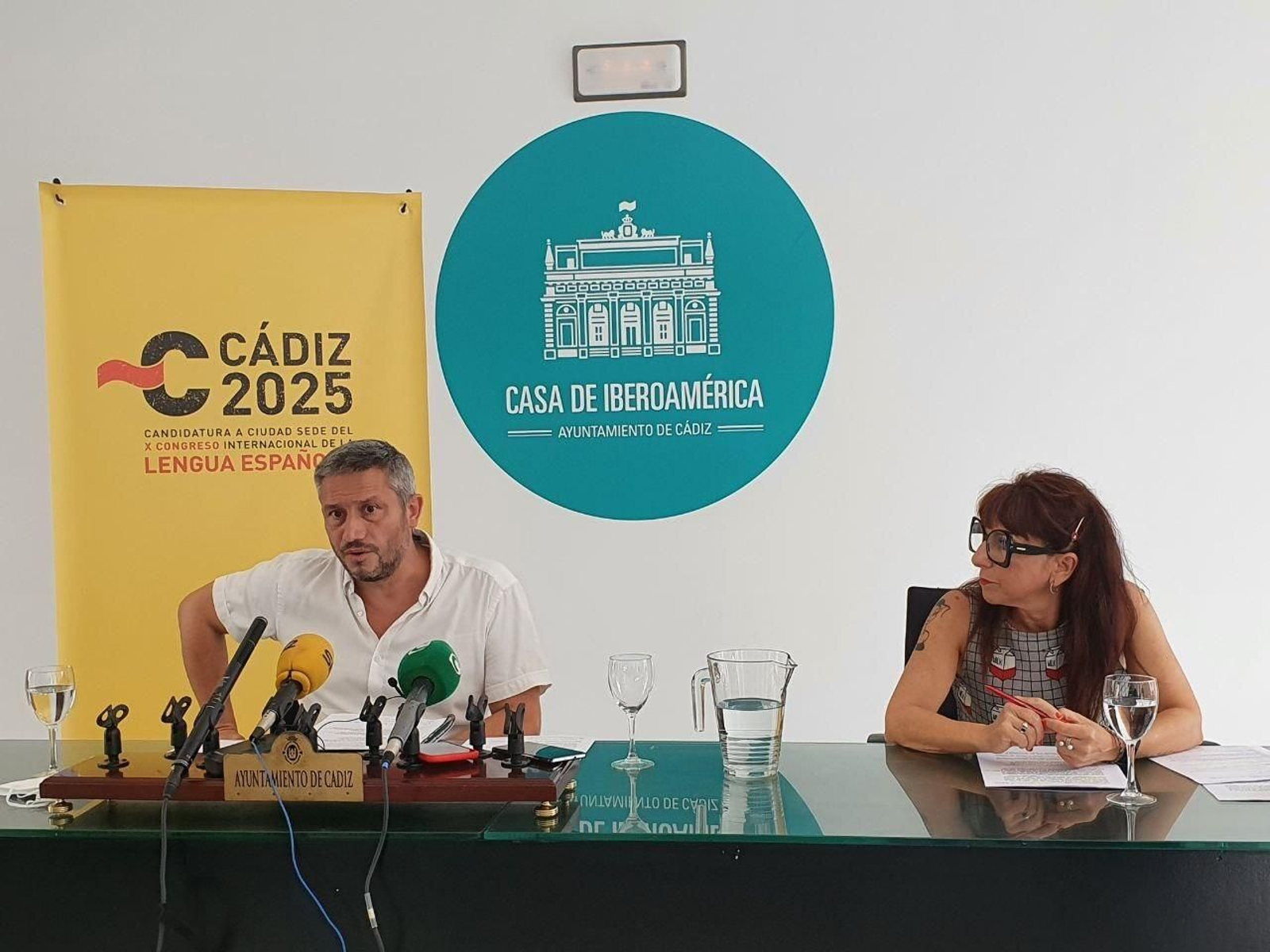 Los concejales del Ayuntamiento de Cádiz Carlos Paradas y Montemayor Mures.