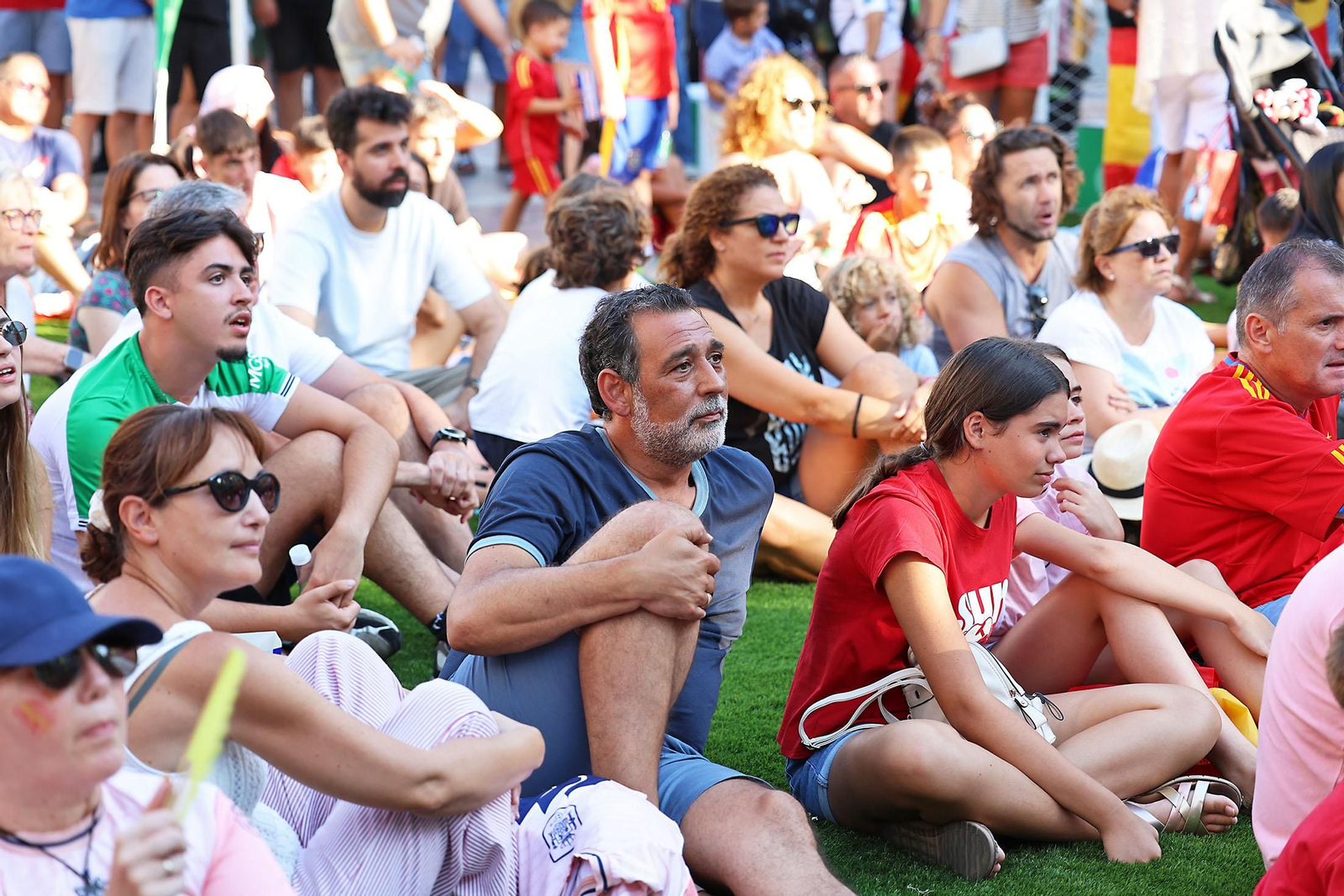 Imágenes de la Fan zone en Huelva de la Final de la Eurocopa entre Inglaterra y España Imágenes de la Fan zone en Huelva de la Final de la Eurocopa entre Inglaterra y España
