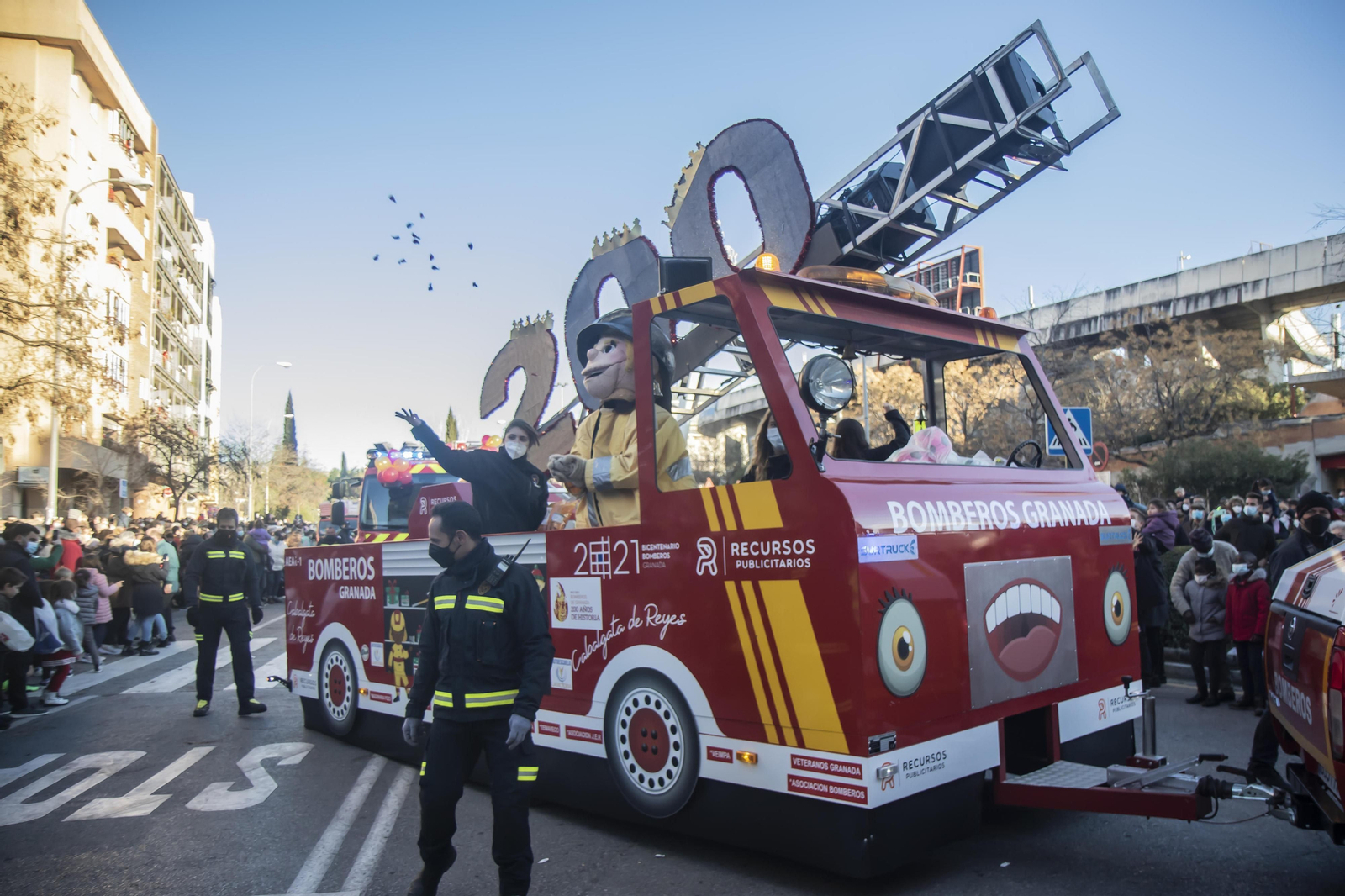 Fotos de la cabalgata de Reyes Magos de Granada 2022