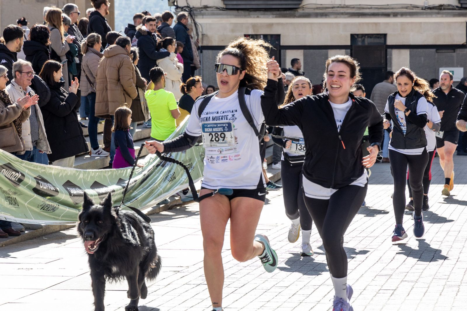 En imágenes: deporte y solidaridad se dan la mano en la VI Carrera-Caminata de la Hermandad de la Buena Muerte (2)