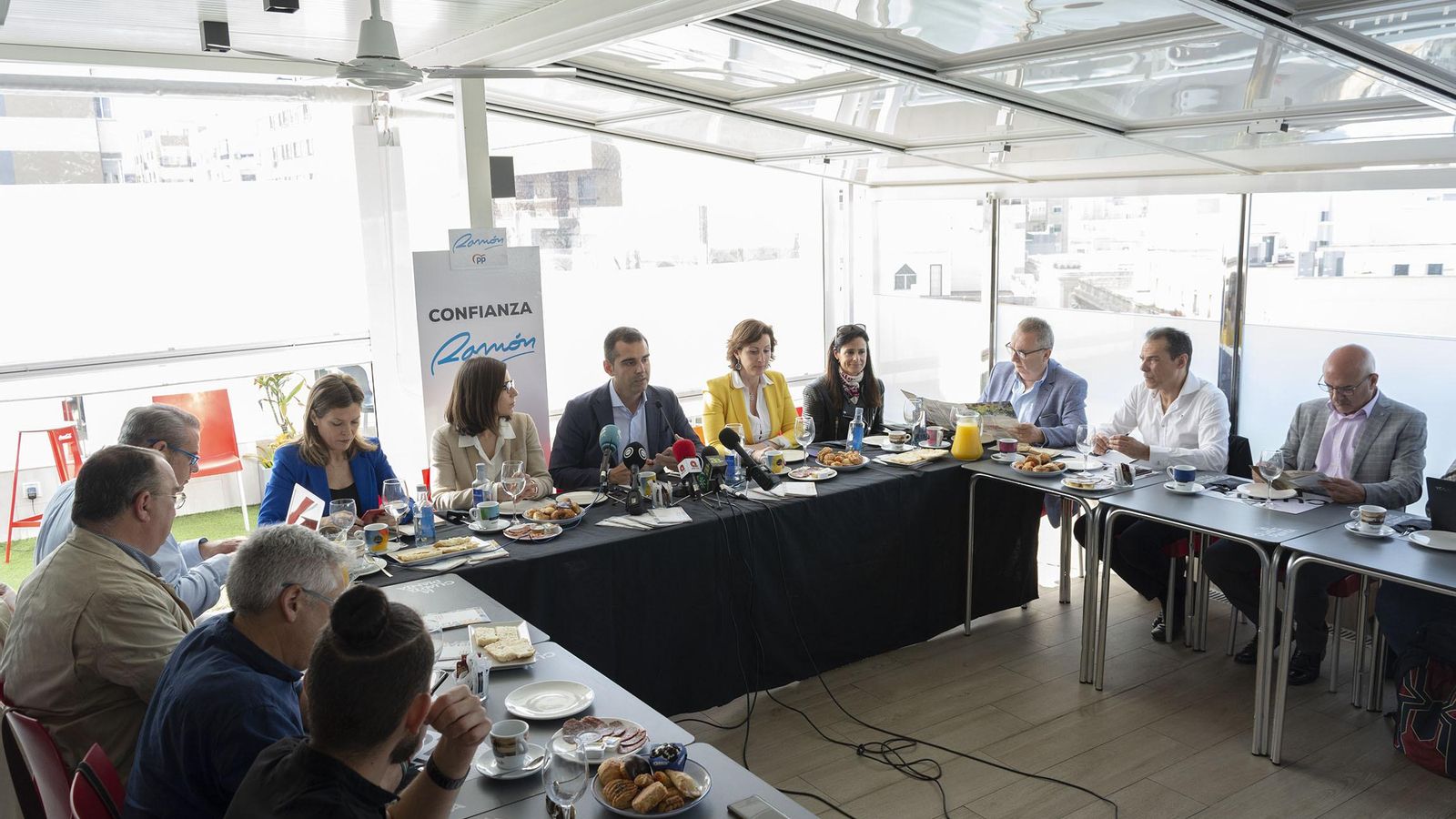Desayuno informativo en la Cuarta Planta de la capital