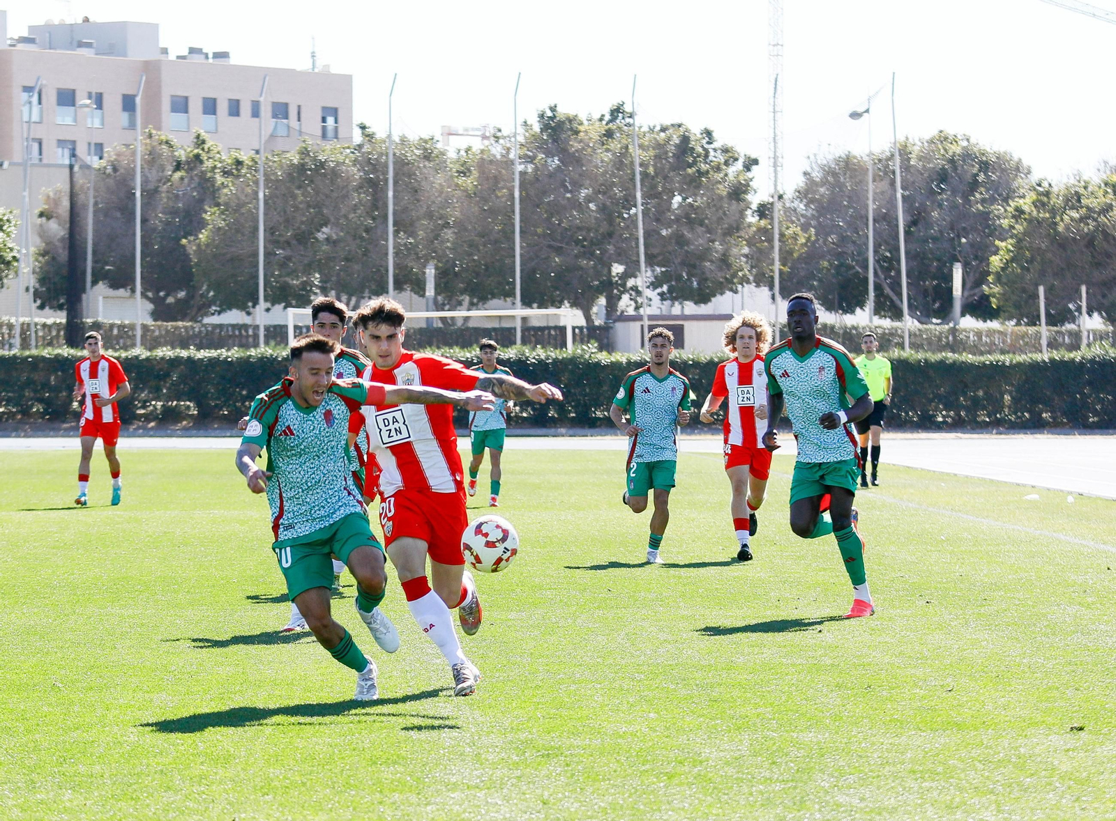 Las imágenes de Segunda RFEF entre Almeria B y recreativo de Granada