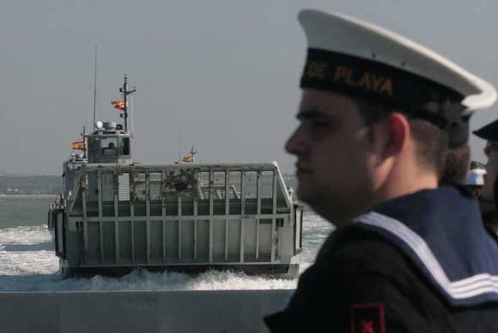 Australia encarga doce lanchas de desembarco a Navantia