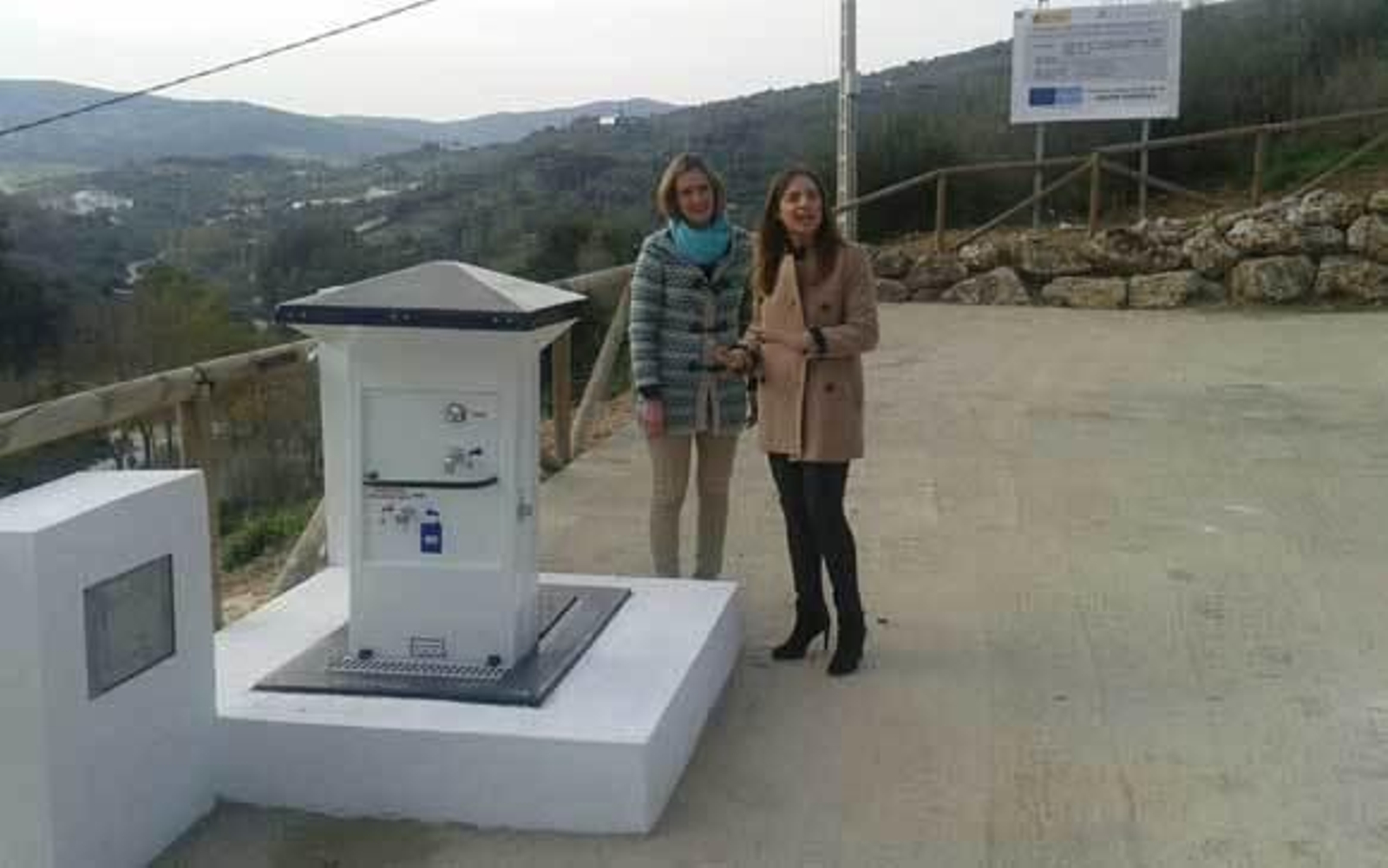 Diputación entrega una nueva sala de exposiciones y un área para autocaravanas en Ubrique