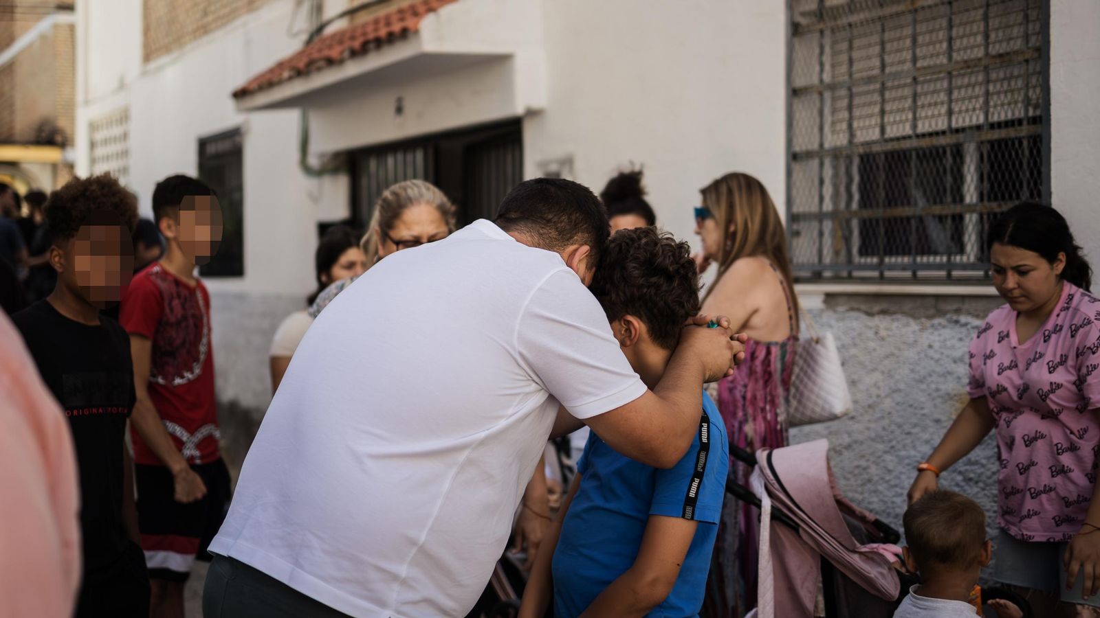 Otro instante de desalojo en La Coronación.