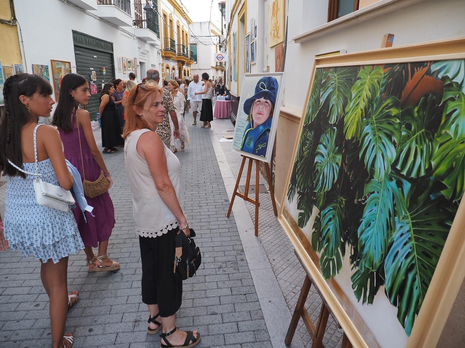 Paseo por el Arte de Ayamonte, el mayor museo efímero a cielo abierto, en imágenes