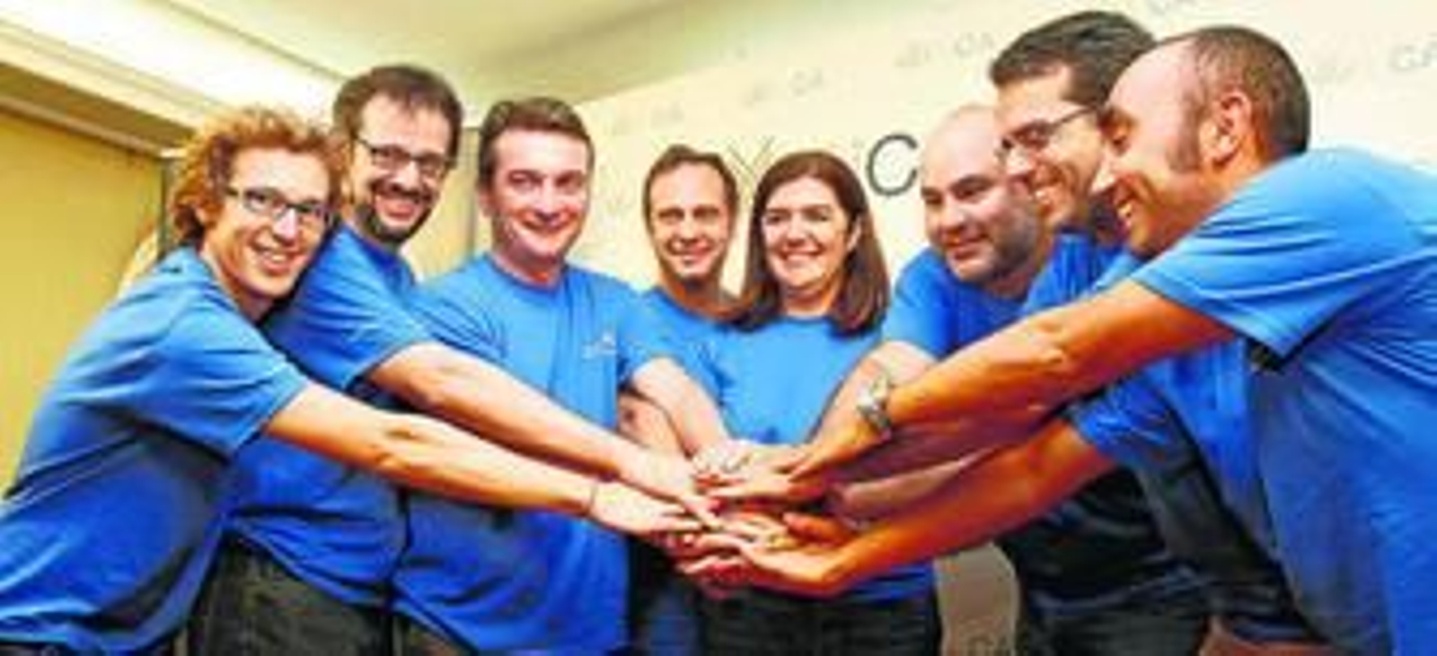 El equipo de la UCA, con el rector (tercero por la izquierda), celebrando el Campus de Excelencia.