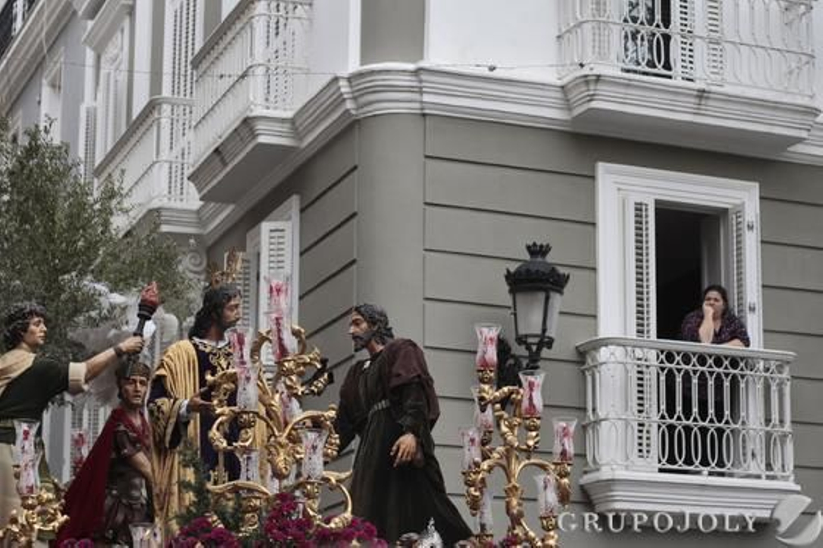 Estación de penitencia de la hermandad del Prendimiento de Cádiz. 

Foto: Lourdes de Vicente