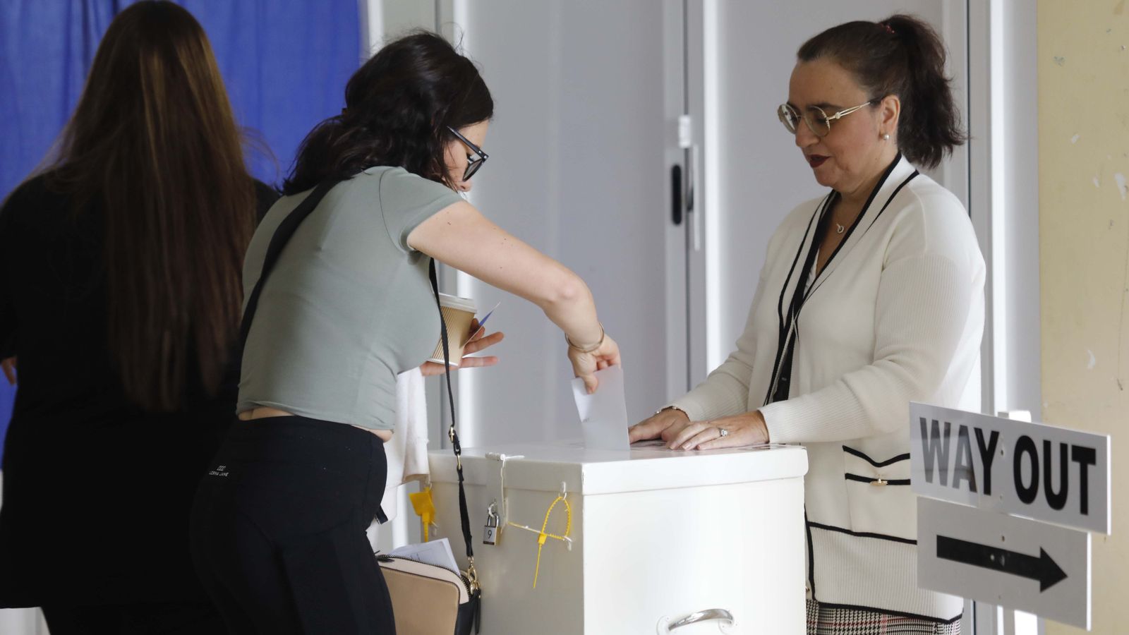 Las fotos del referéndum en Gibraltar sobre la legalización del aborto