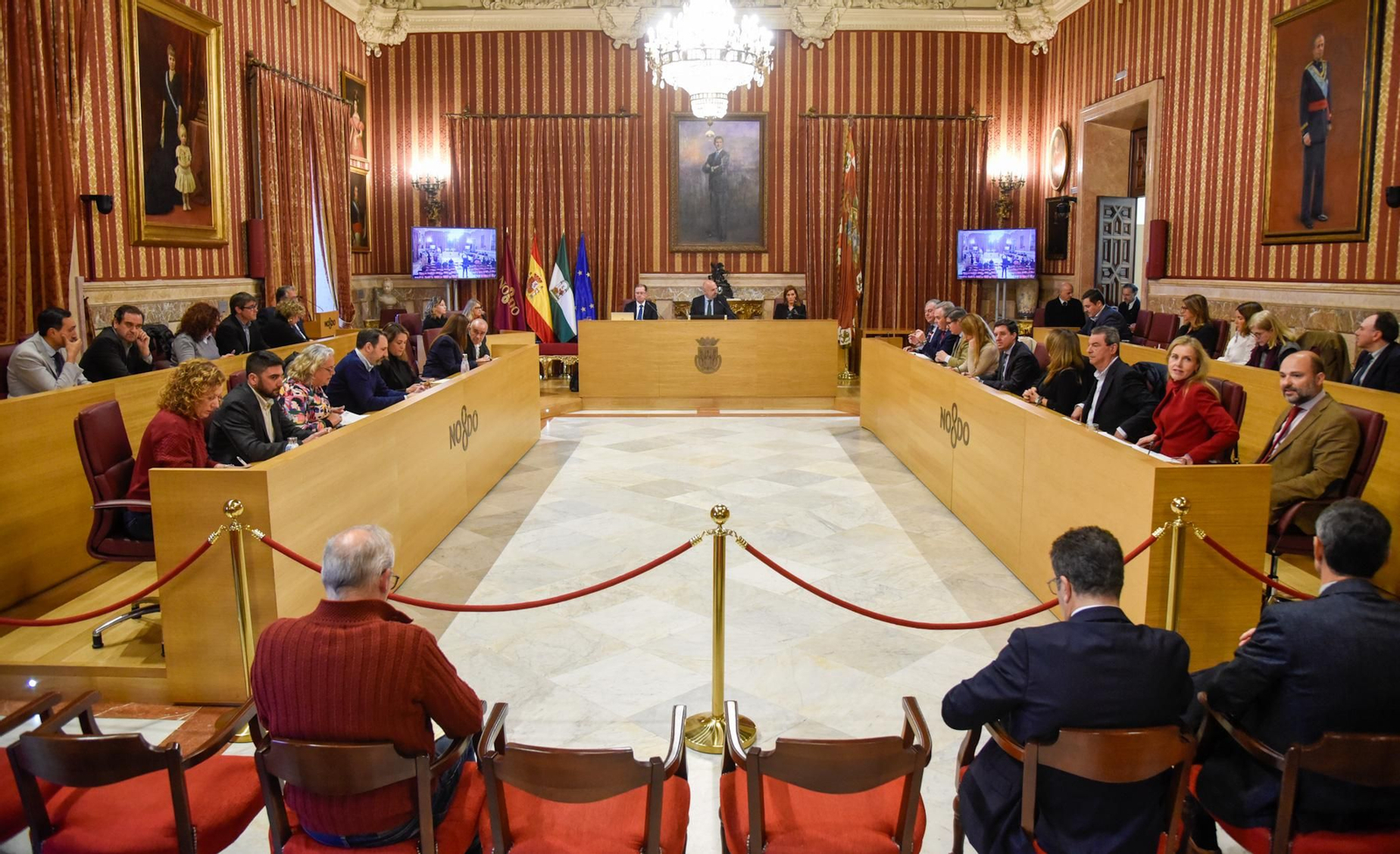 Una de las útimas sesiones plenarias celebradas en el Salón Colón.