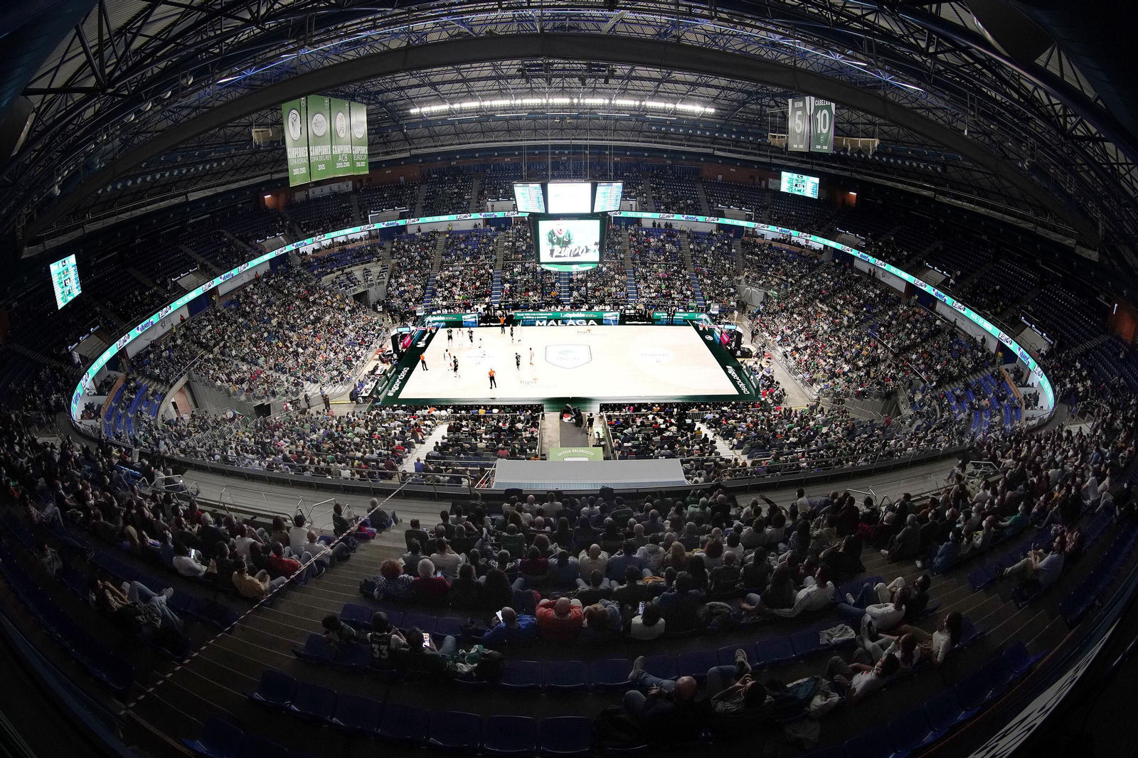 Perspectiva del Martín Carpena.