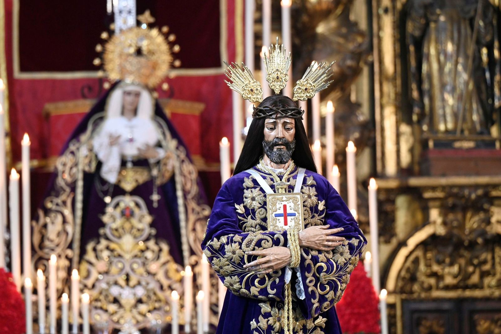 El besapiés del Señor de Córdoba, en imágenes