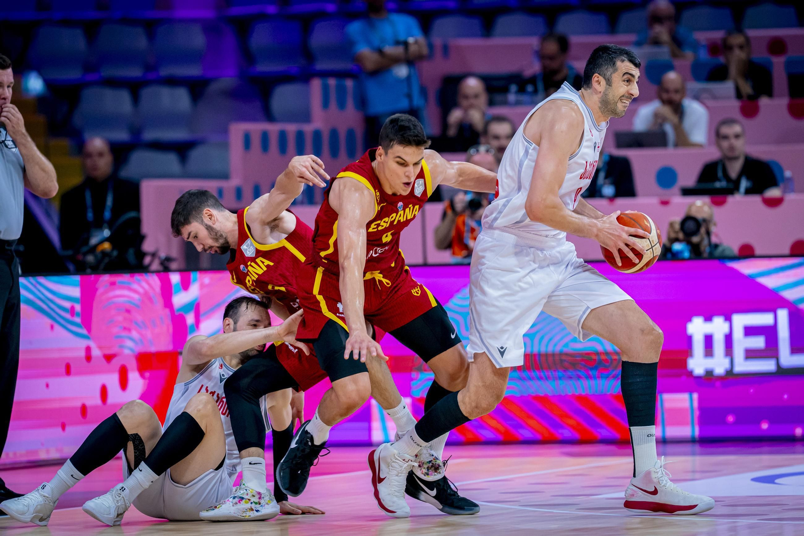 Las fotos del Georgia - España de baloncesto