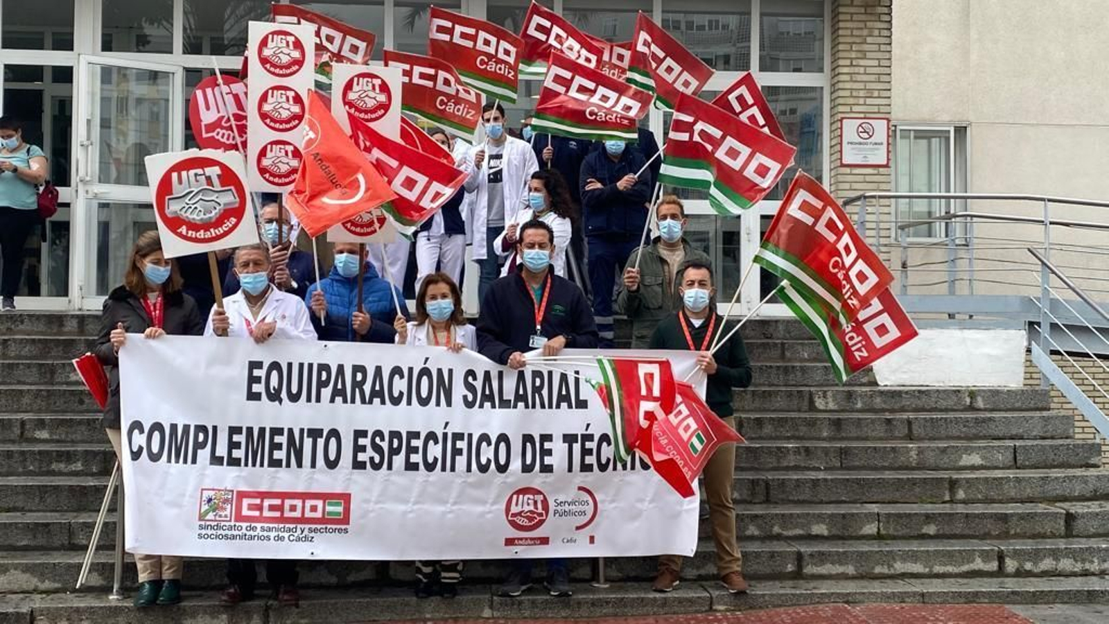 Concentración de Comisiones Obreras en el hospital de Jerez.