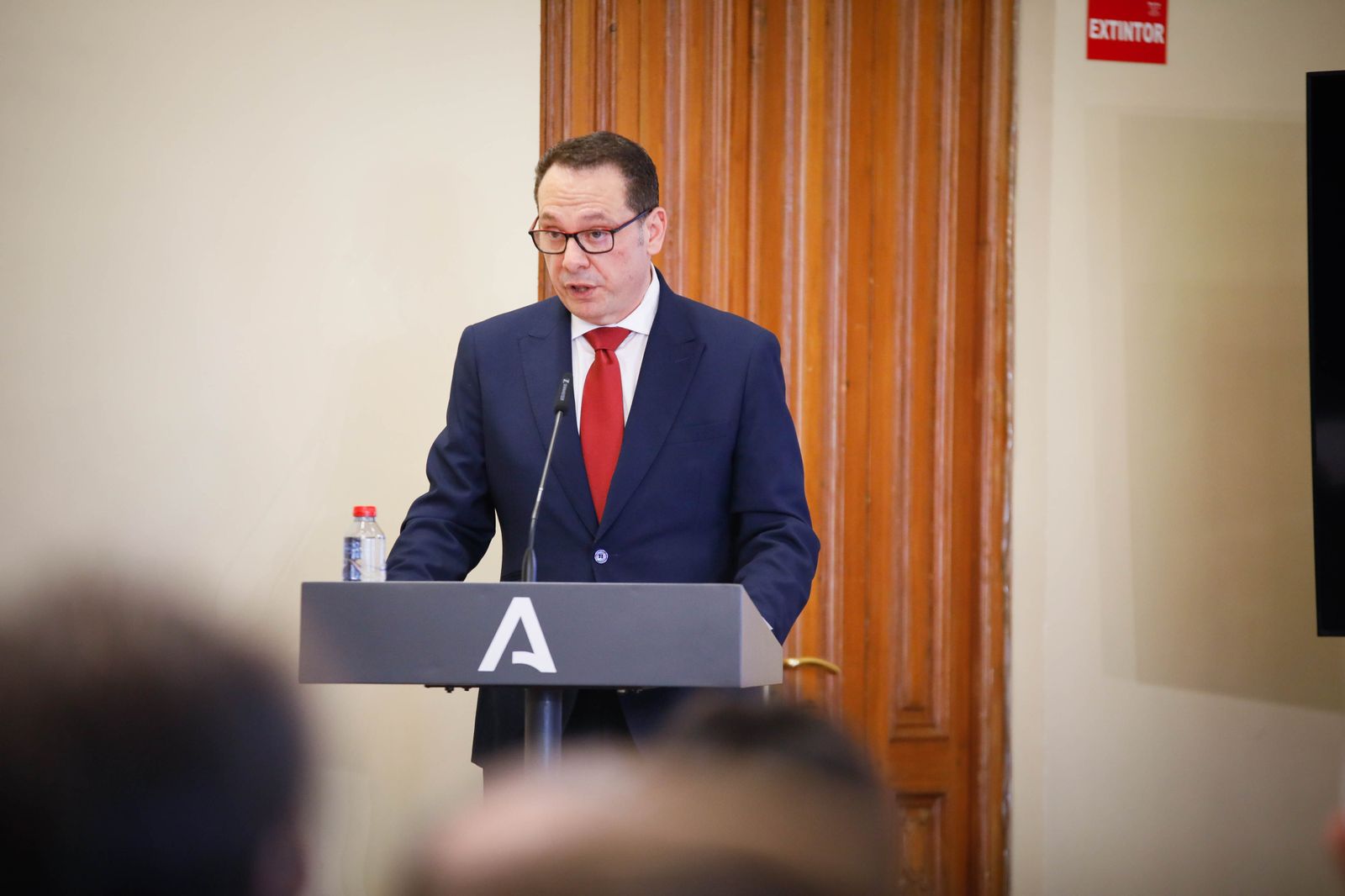 Juan Manuel Martín Robles ingresa como académico de Historia de Andalucía y te lo contamos en imágenes