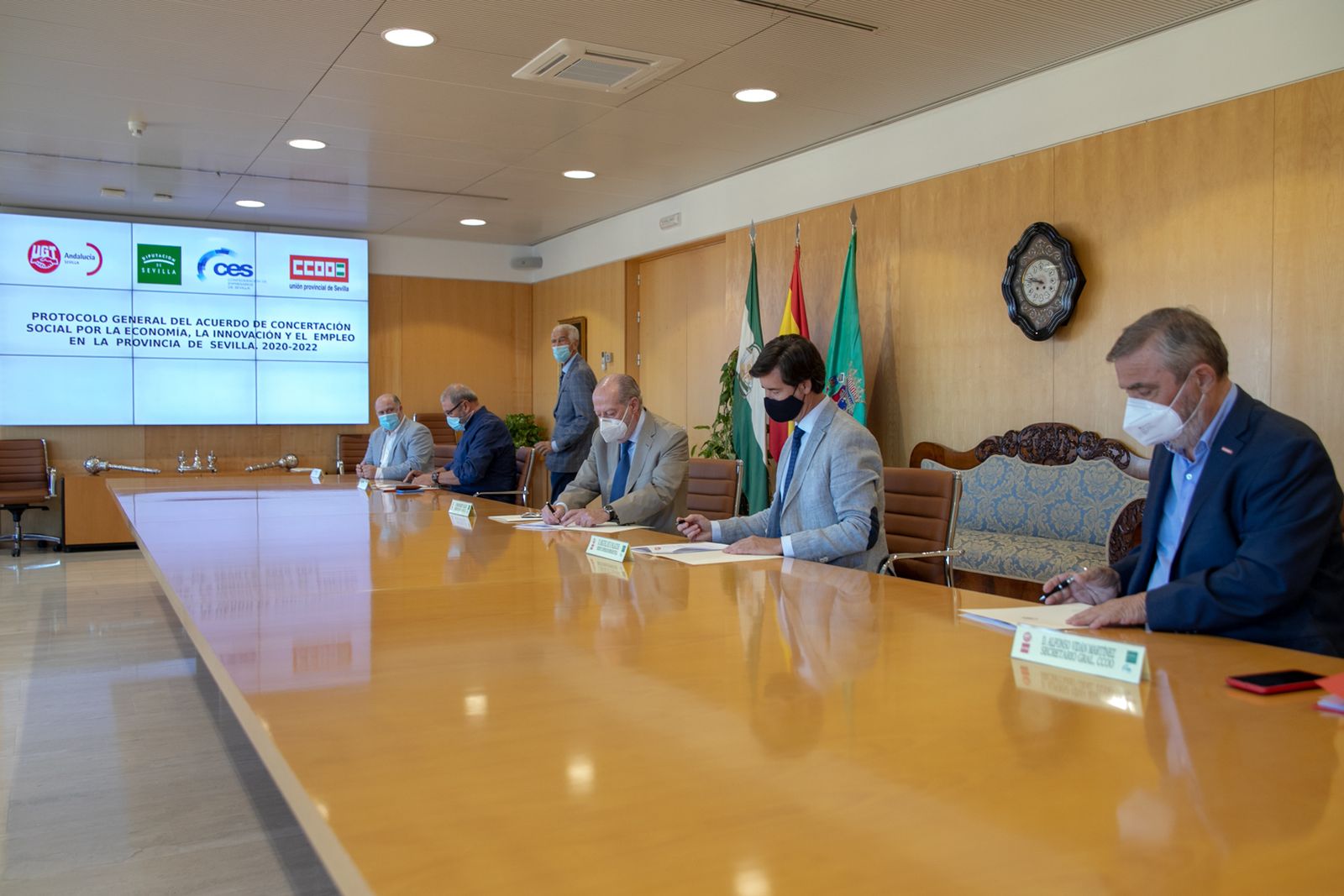 Firma de la renovación del Acuerdo de Concertación.