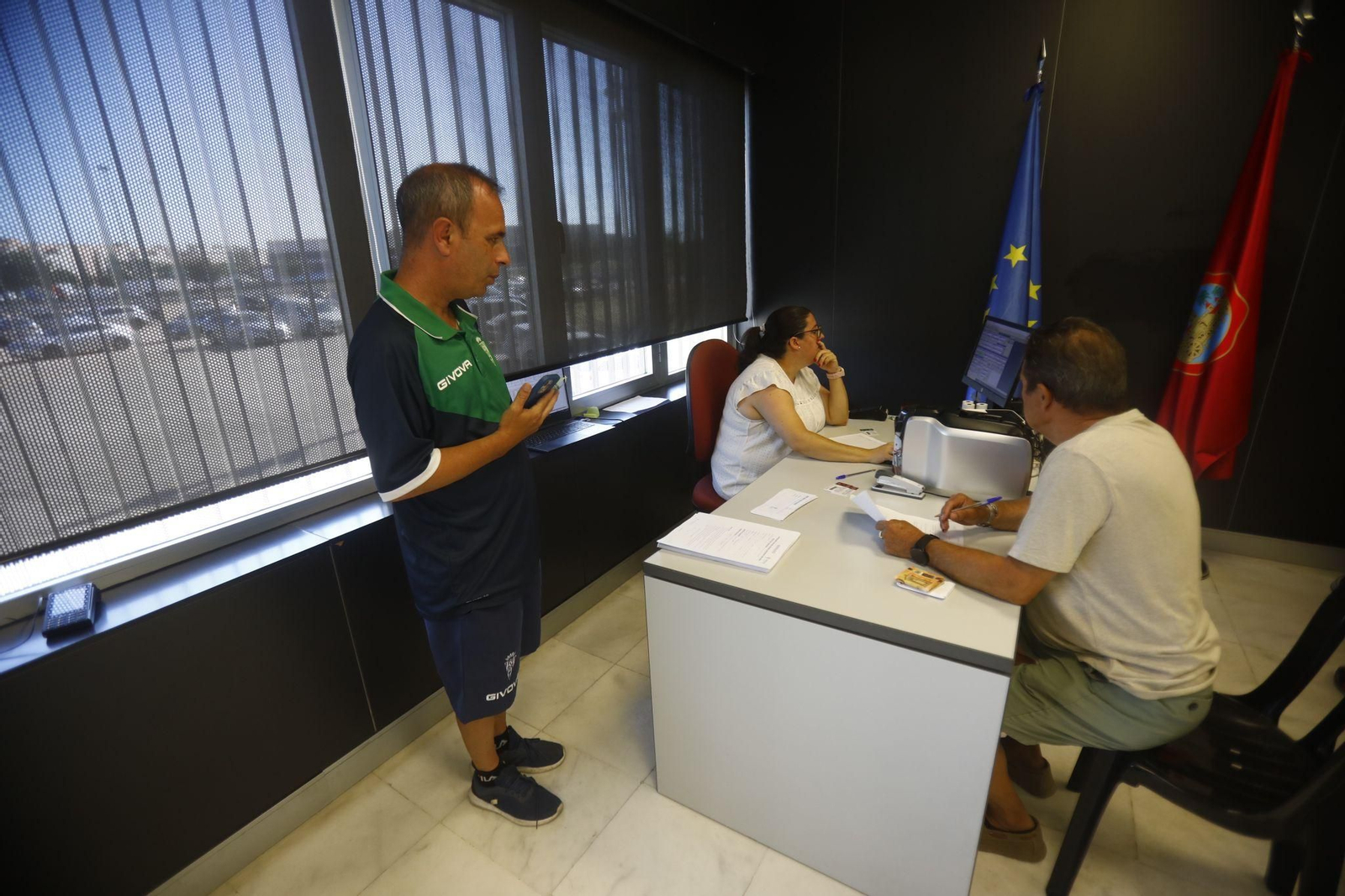 La gran expectación en el inicio de la campaña de abonos del Córdoba CF, en imágenes