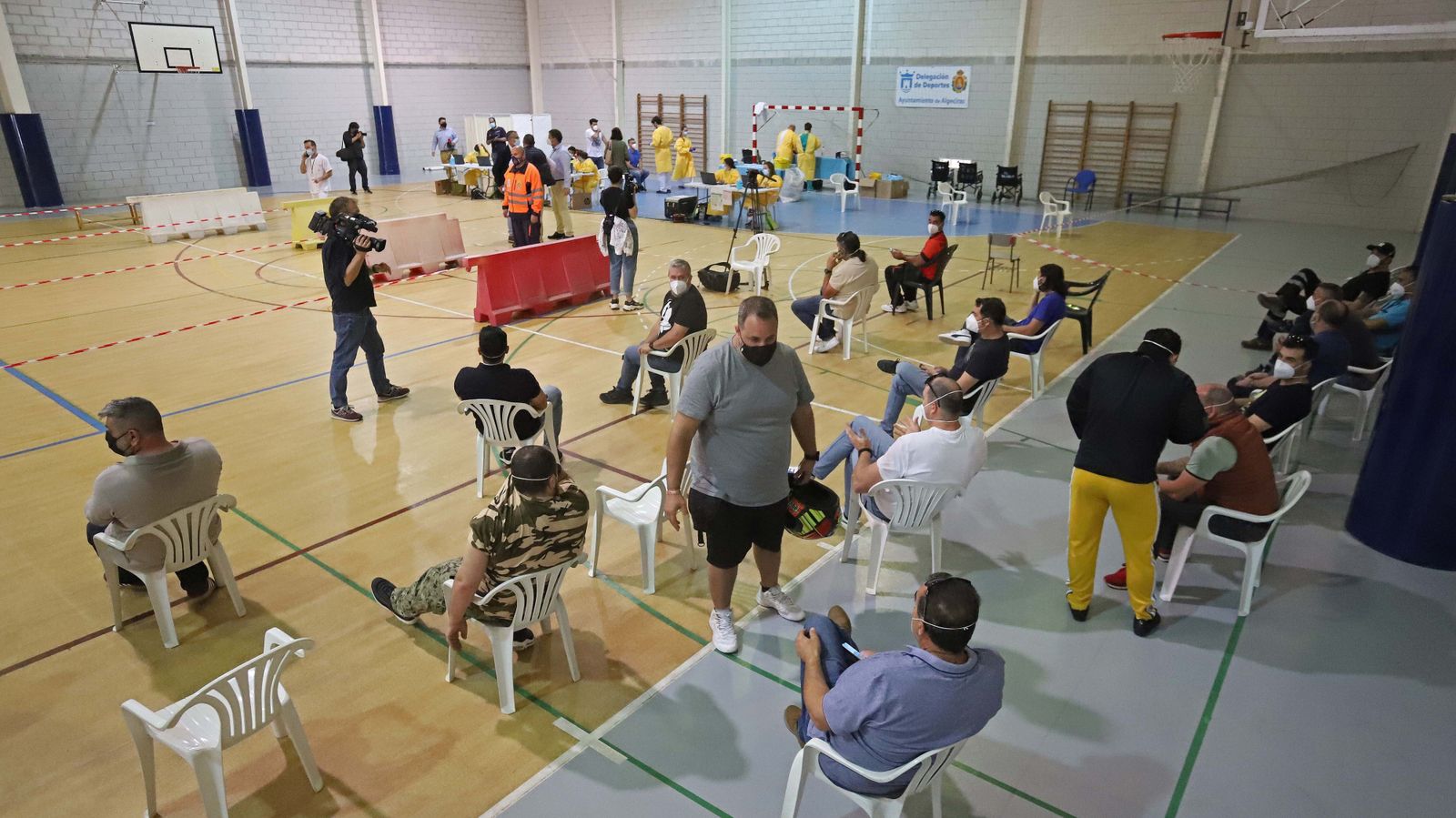 Fotos de la vacunación de estibadores en Algeciras