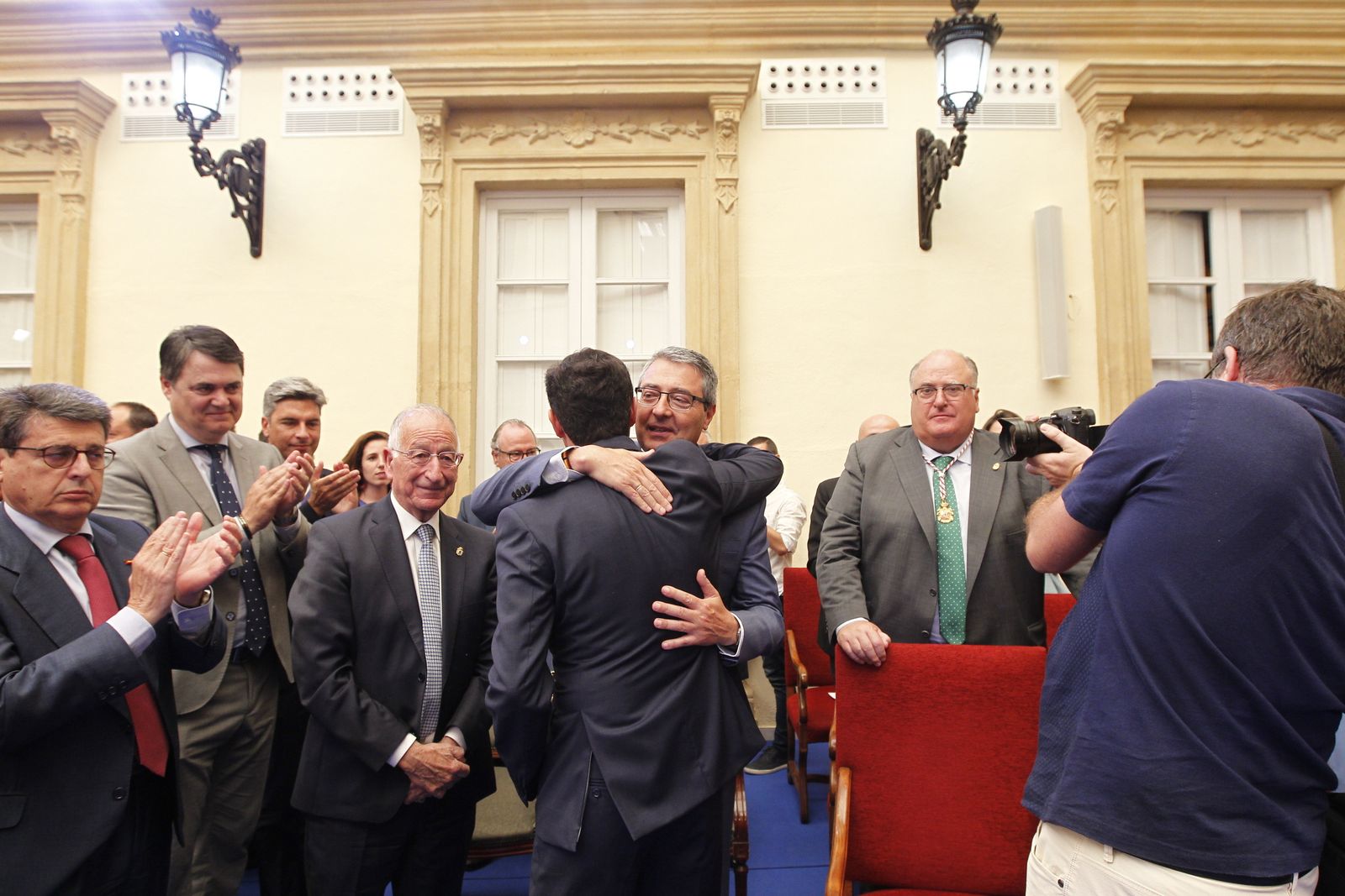 Pleno investidura Presidente Diputación de Almería. Javier Aureliano García