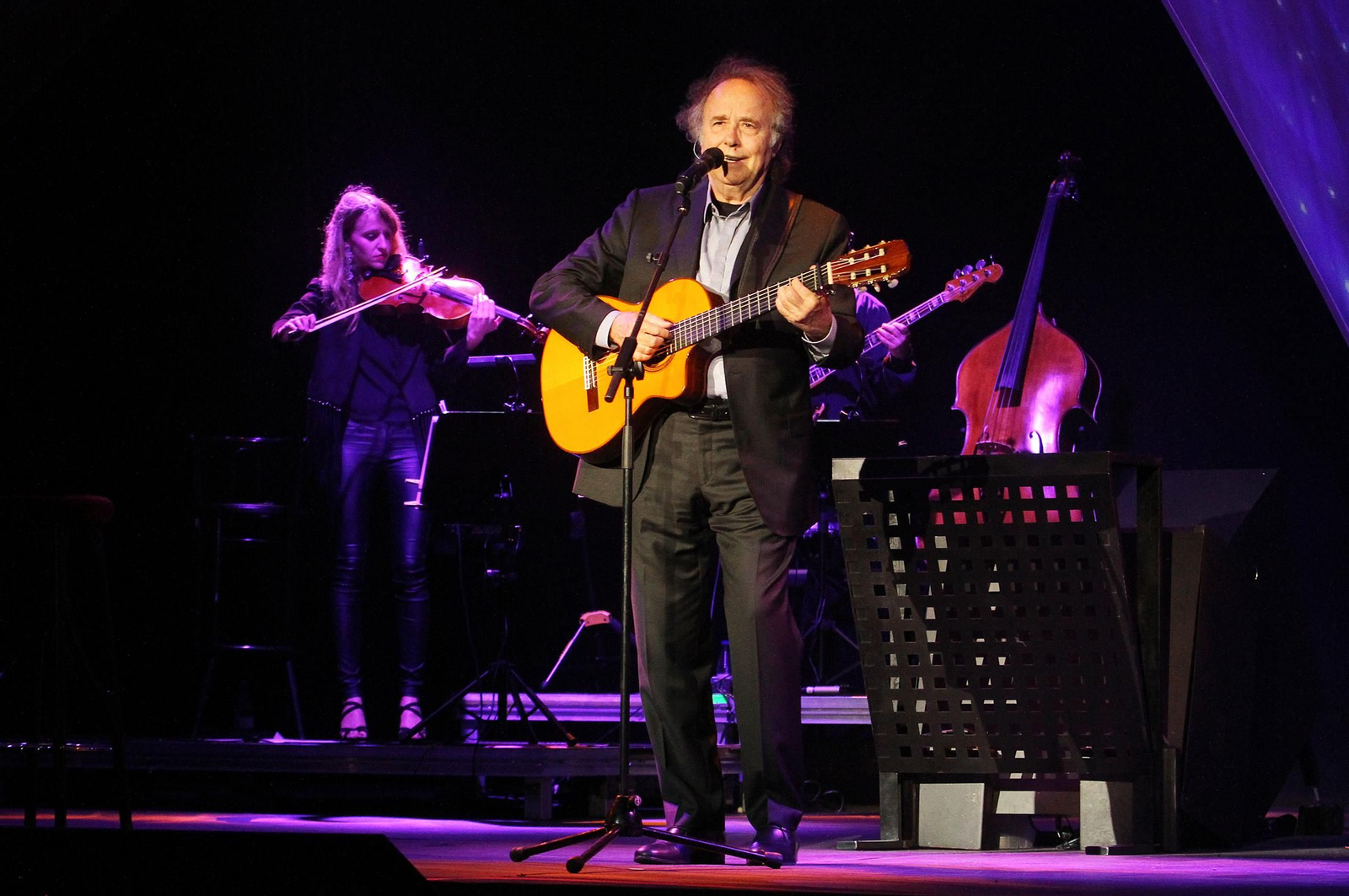 Concierto de Joan Manuel Serrat en imágenes