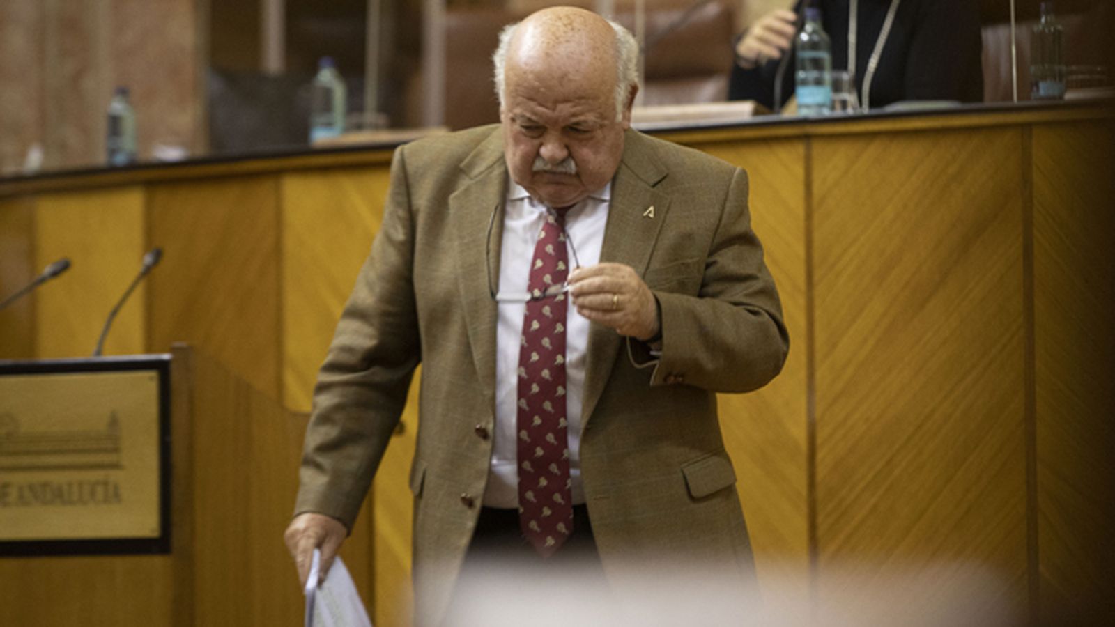 El consejero de Salud y Familias, este miércoles en el Parlamento de Andalucía.