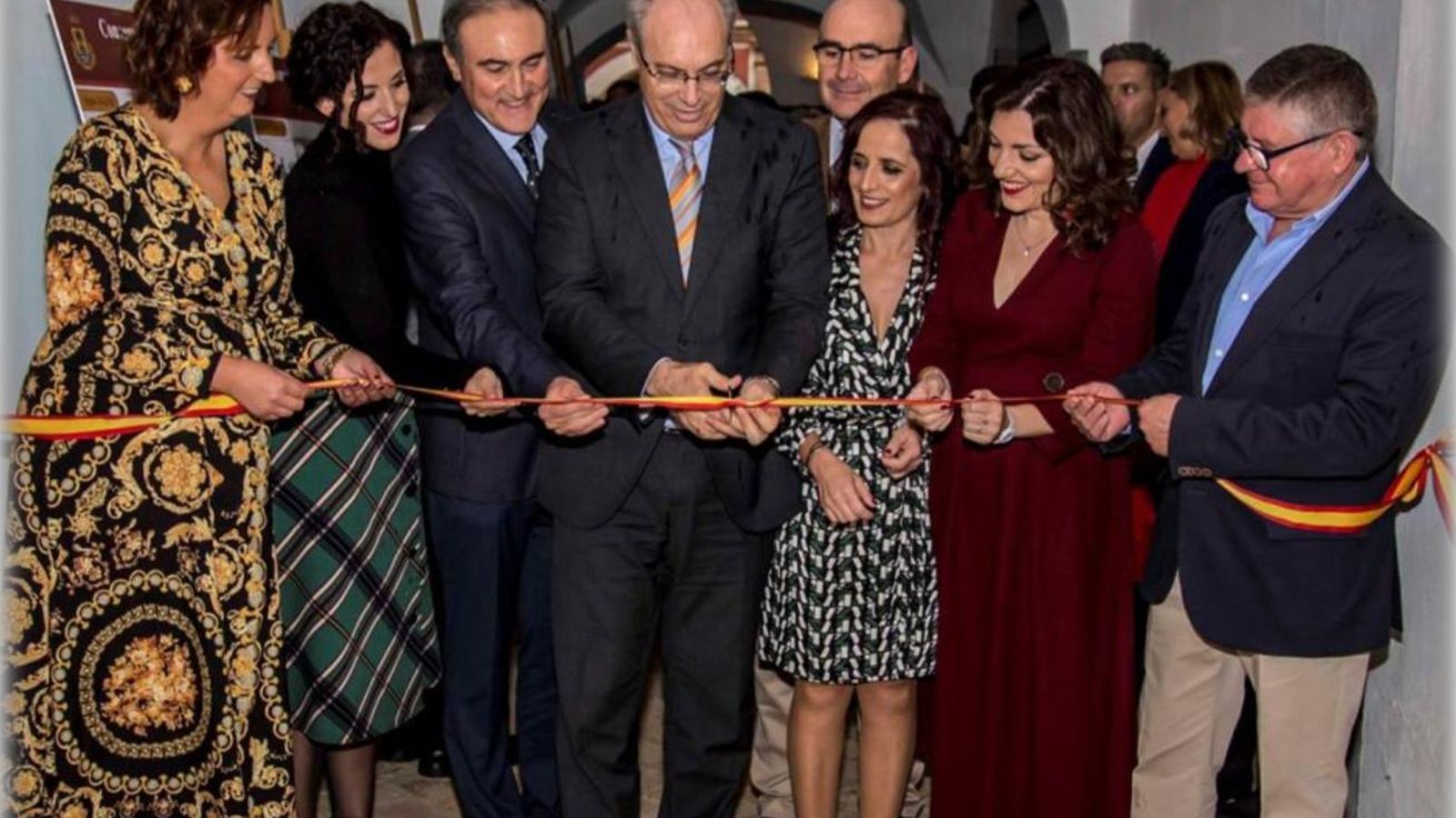 El evento acoge las creaciones de numerosos diseñadores y cuenta con apoyo institucional.