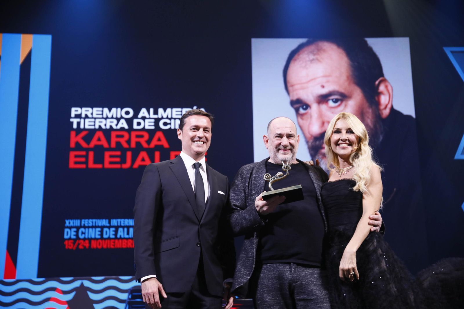 Las imágenes de la gala del Festival Internacional de Cine de Almería (Fical) con el premio 'Almería, tierra de cine' a Karra Elejalde