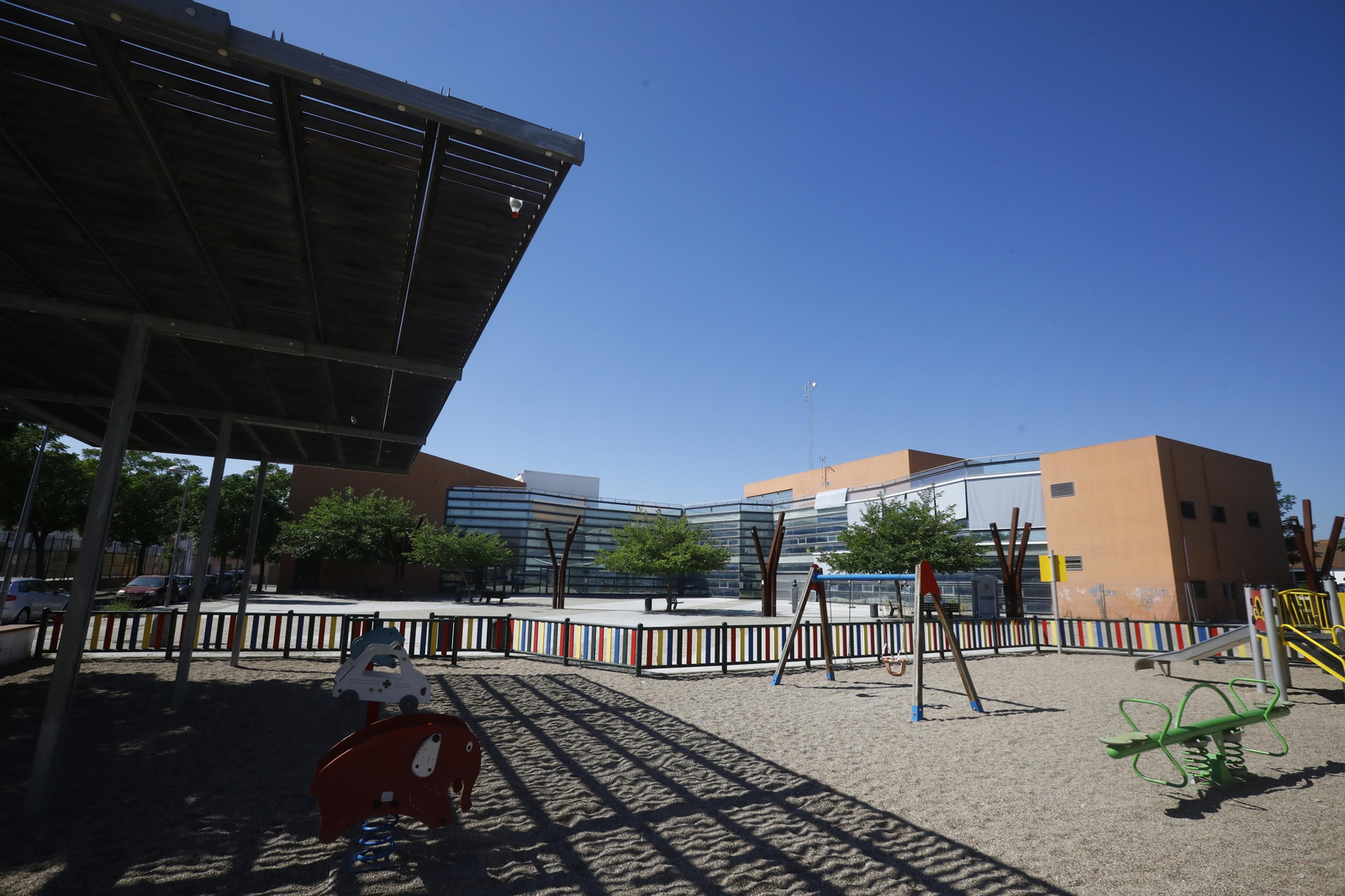 Un recorrido en fotografías por El Higuerón, uno de los barrios más pobres de Córdoba