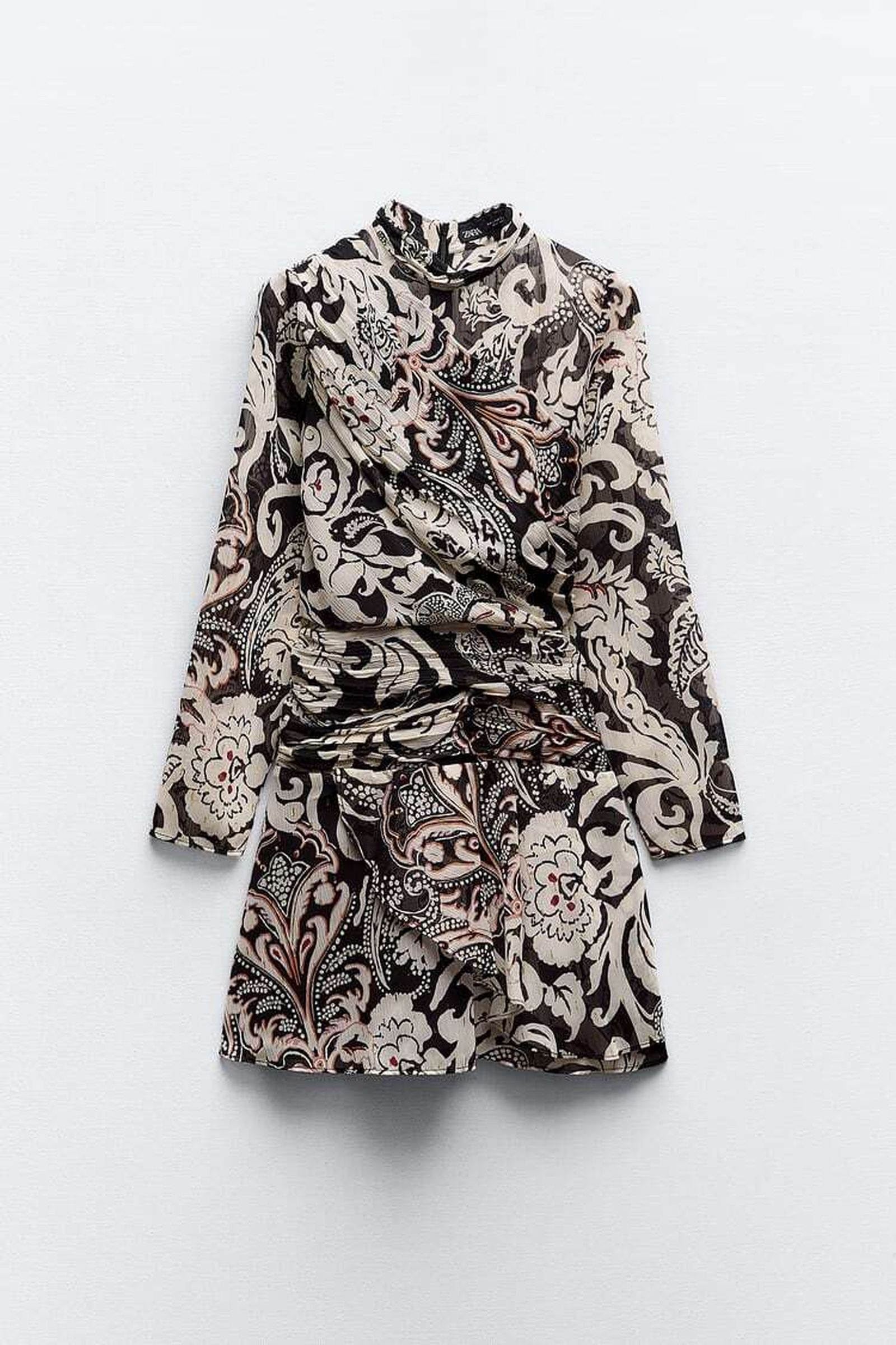 Vestido corto estampado de Zara