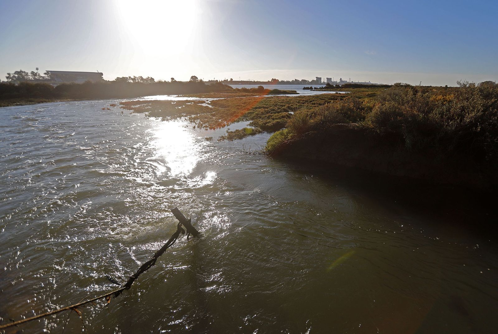 Imágenes del lunes 11 de octubre en Huelva