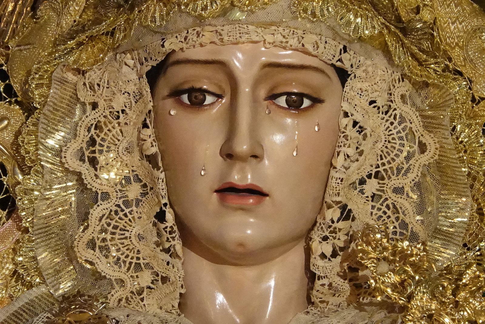 Las fotos de Lágrimas y Favores este Domingo de Ramos