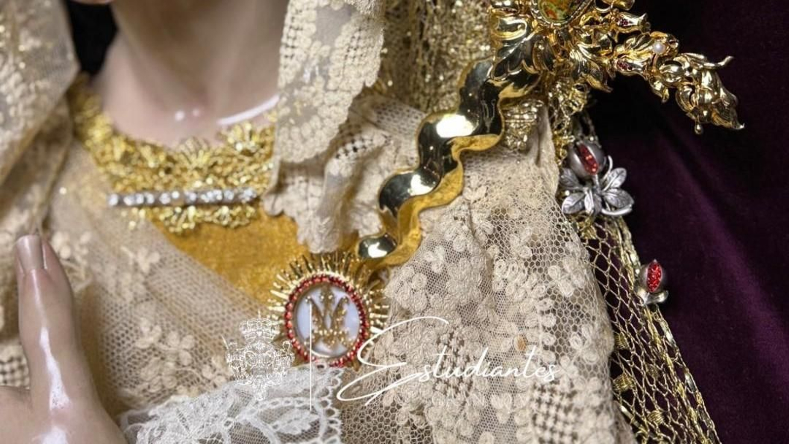 Fotogalería ‘Granada bajo palio’ 2025: María Santísima de los Remedios