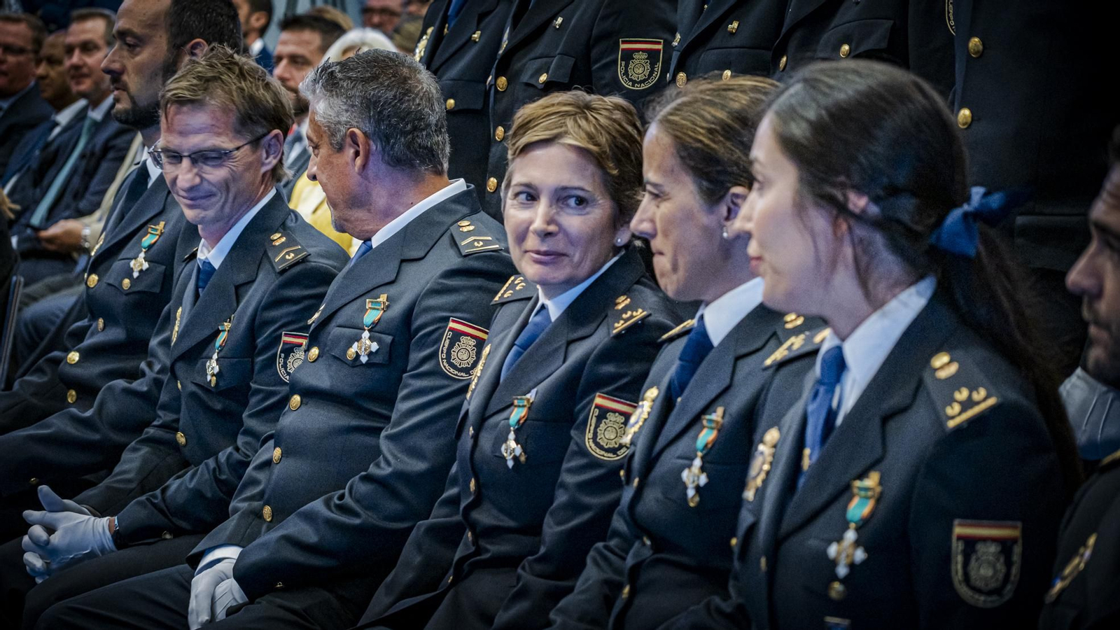 Las imágenes de la celebración del acto del Día de la Policía Nacional en Cádiz.