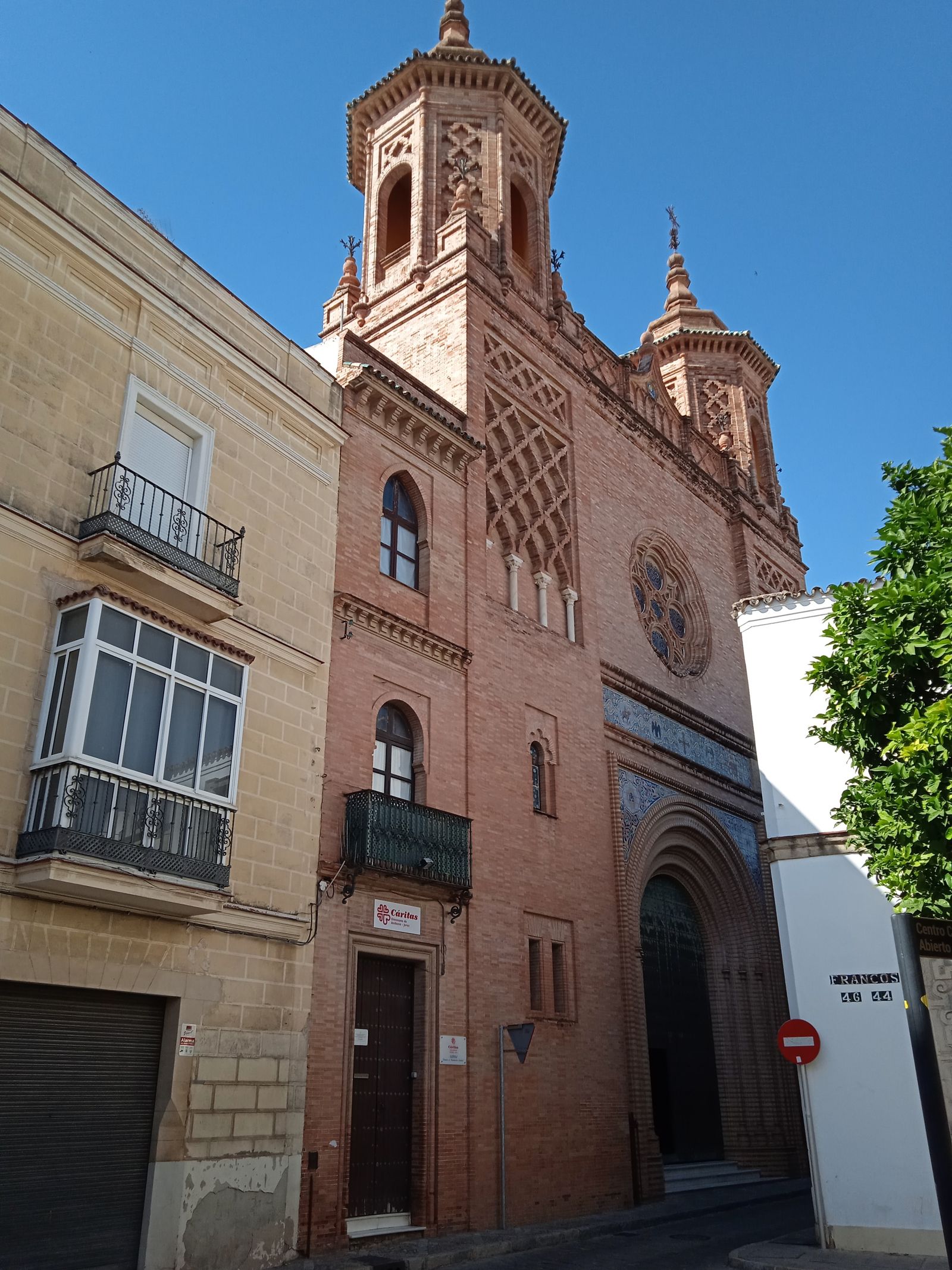 Fachada del Convento de las Reparadoras de Jerez.