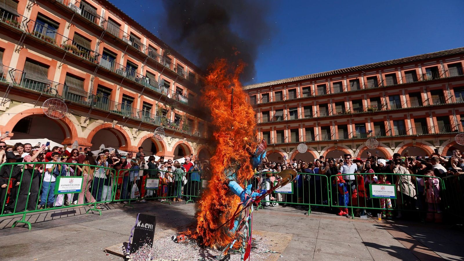 La Quema del Dios Momo