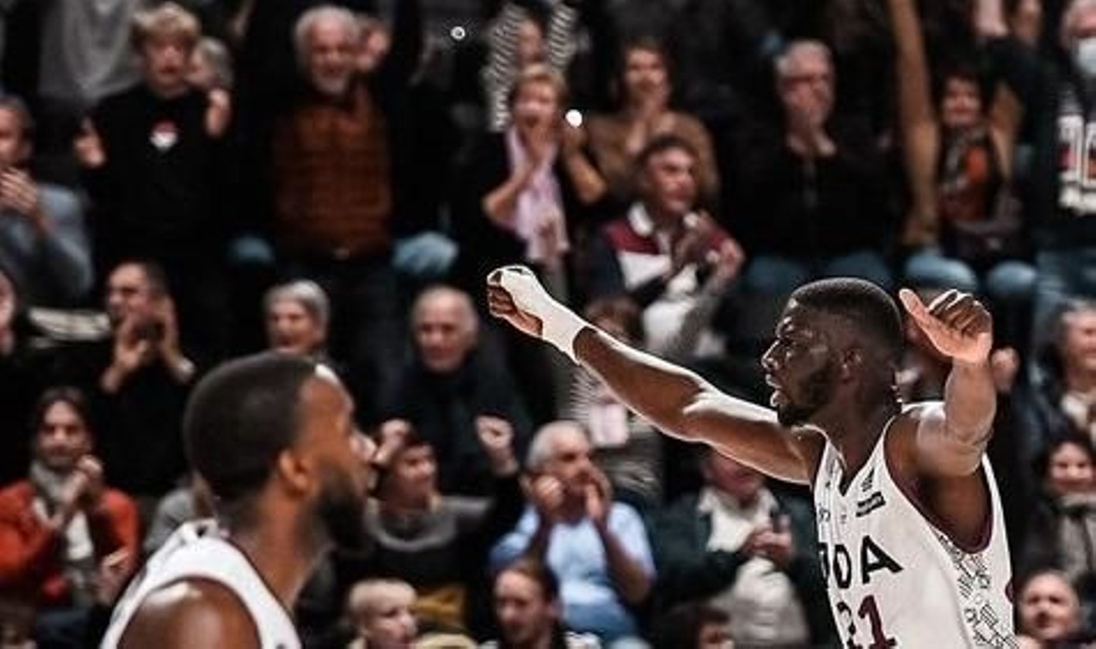 Abdoulaye Loum celebra.