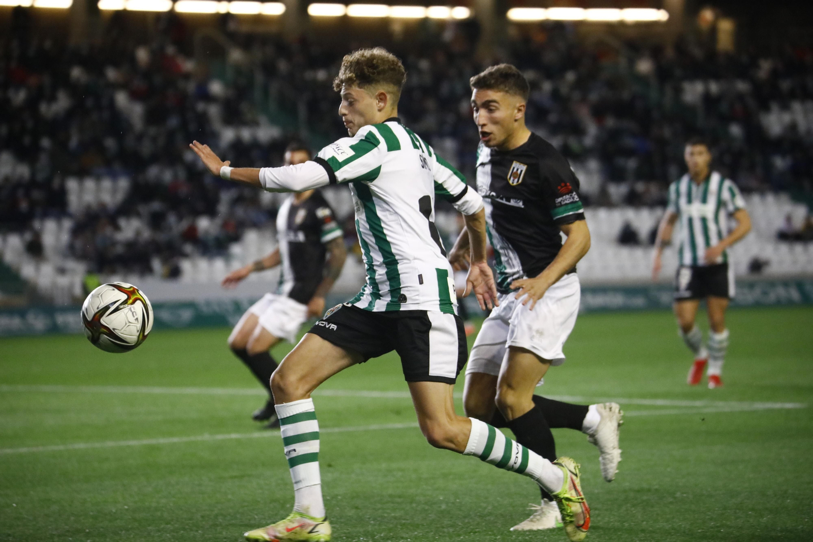 La goleada del Córdoba CF al Mérida, en imágenes