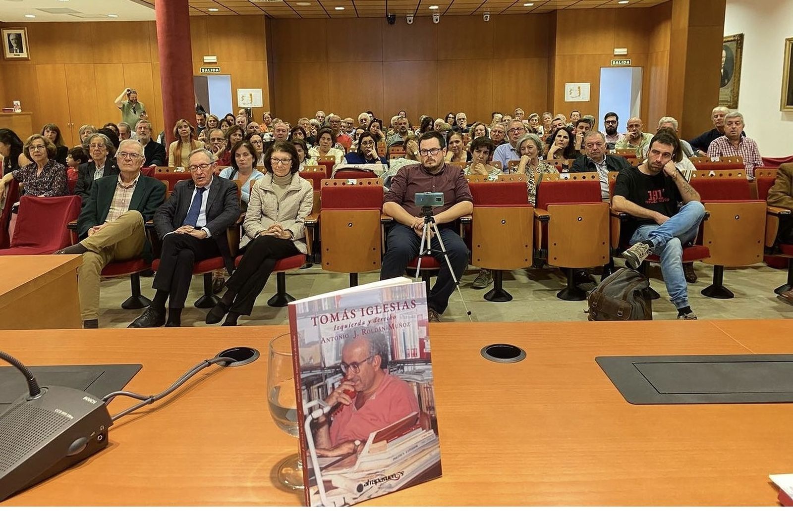 En recuerdo de Tomás Iglesias