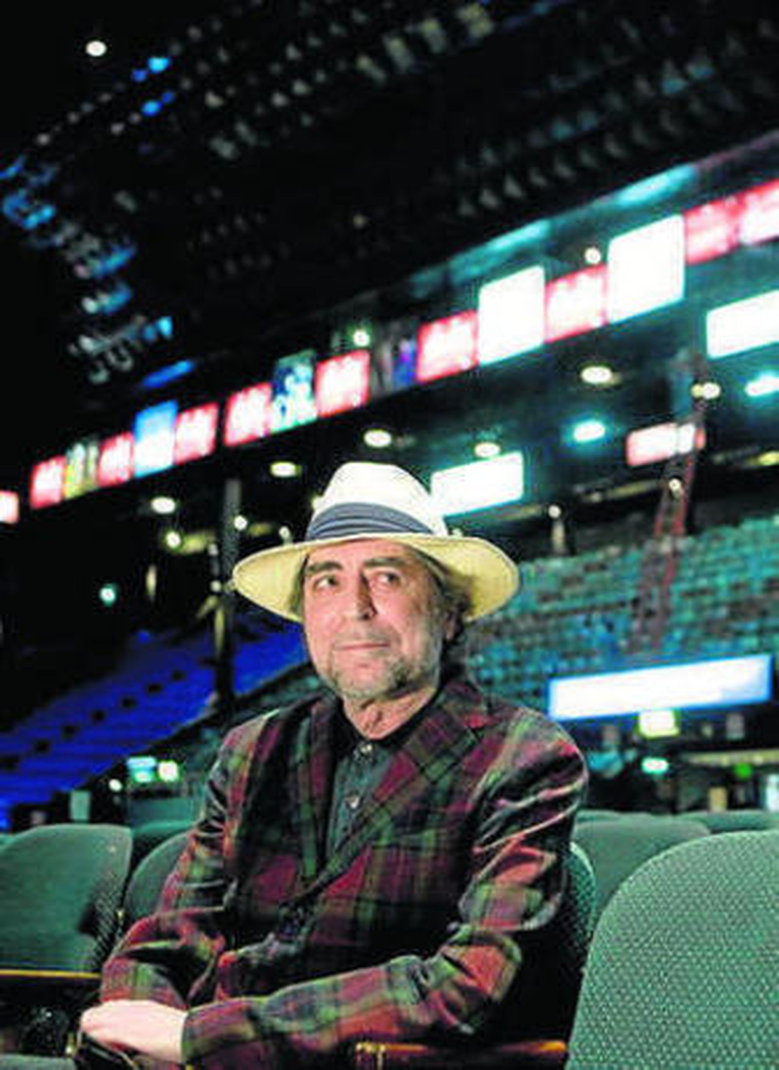 Rubén y Leiva, el dúo madrileño Pereza, actúa esta noche en la Huerta de San Vicente.