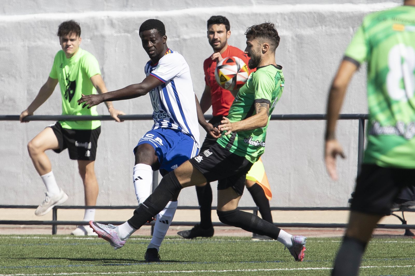 El CF Motril se llevó los tres puntos de Las Viñas.
