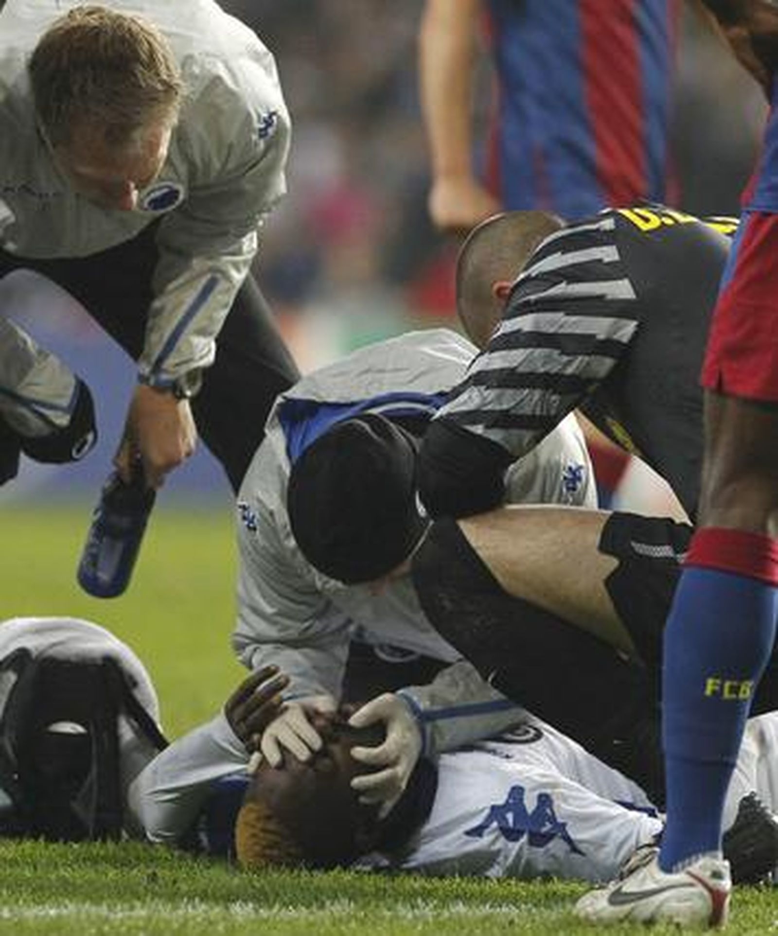 El Barcelona no pasa del empate 1-1 en Copenhague. / Reuters