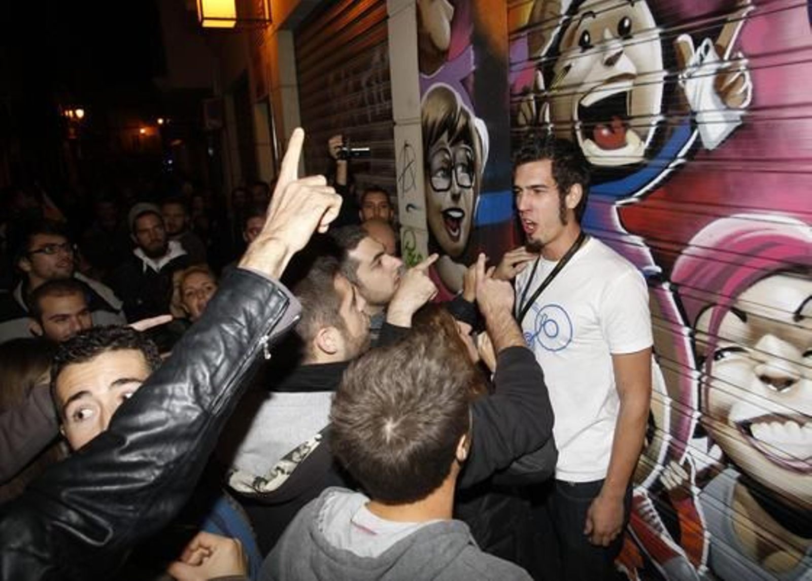 Primeras disputas en la huelga 

Foto: Javier Albiñana