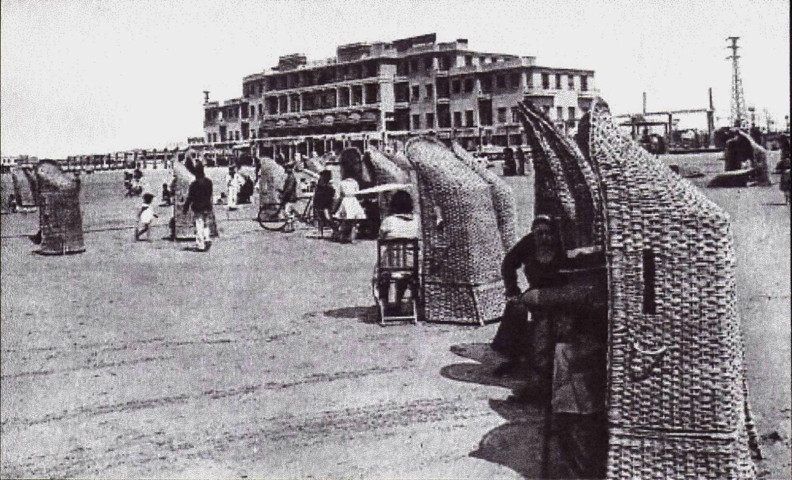 Del viejo Balneario al lujoso Hotel Playa. Una historia en imágenes
