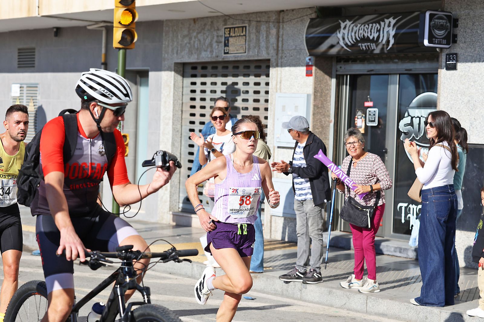 Las mejores imágenes de la carrera 21K Ciudad de Huelva