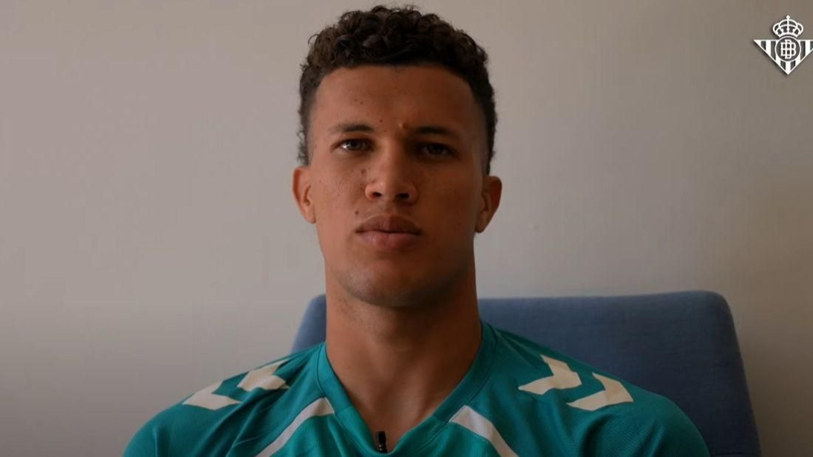 Nelson Deossa en una entrevista con el Betis