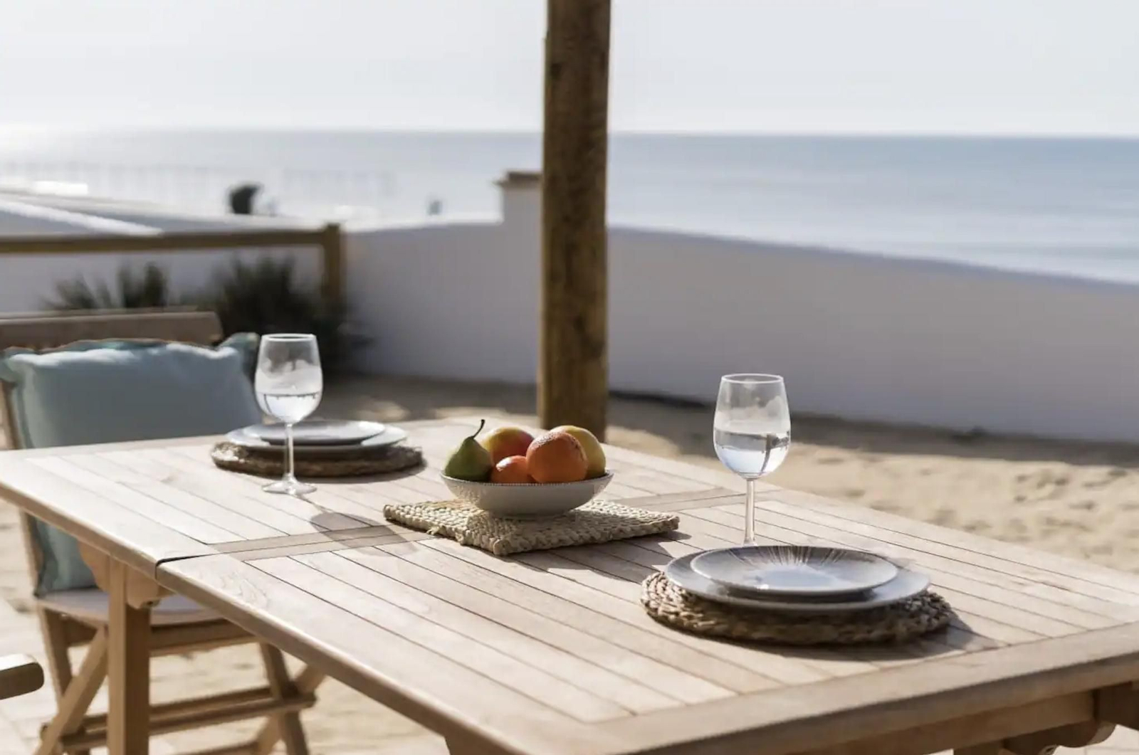 Alójate frente al mar en una auténtica choza de pescadores de Doñana