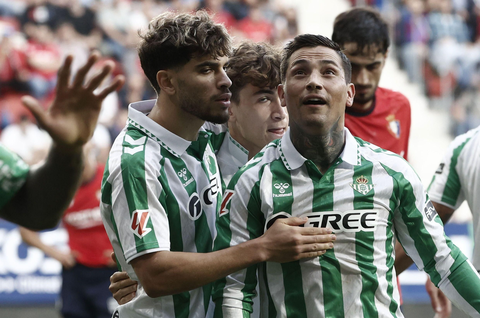 Chimy Ávila festeja su gol en El Sadar.