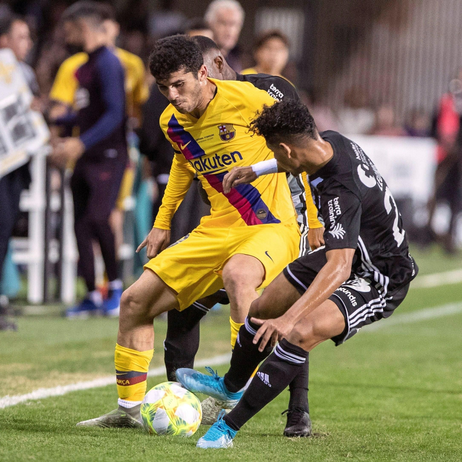Aleñá, durante el amistoso del Barcelona ante el Cartagena.