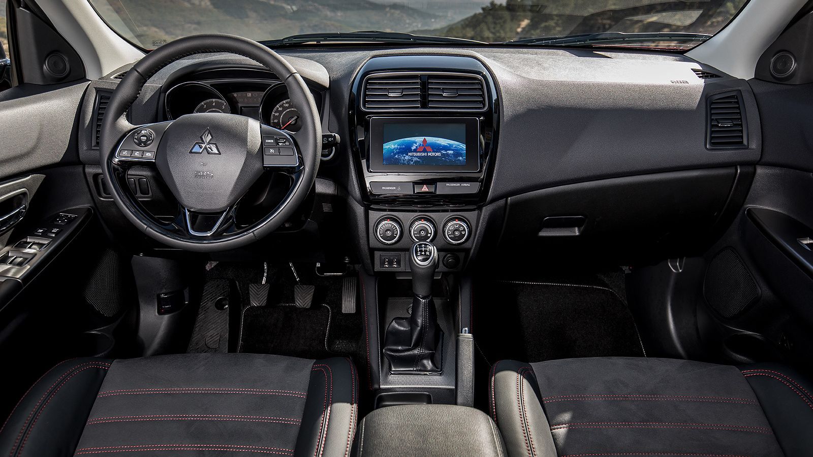 La consola ahora incorpora Android Auto y Apple CarPlay.