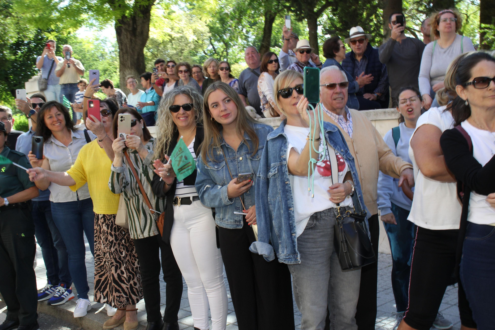 El gran desfile de la Guardia Civil en Montilla, en imágenes